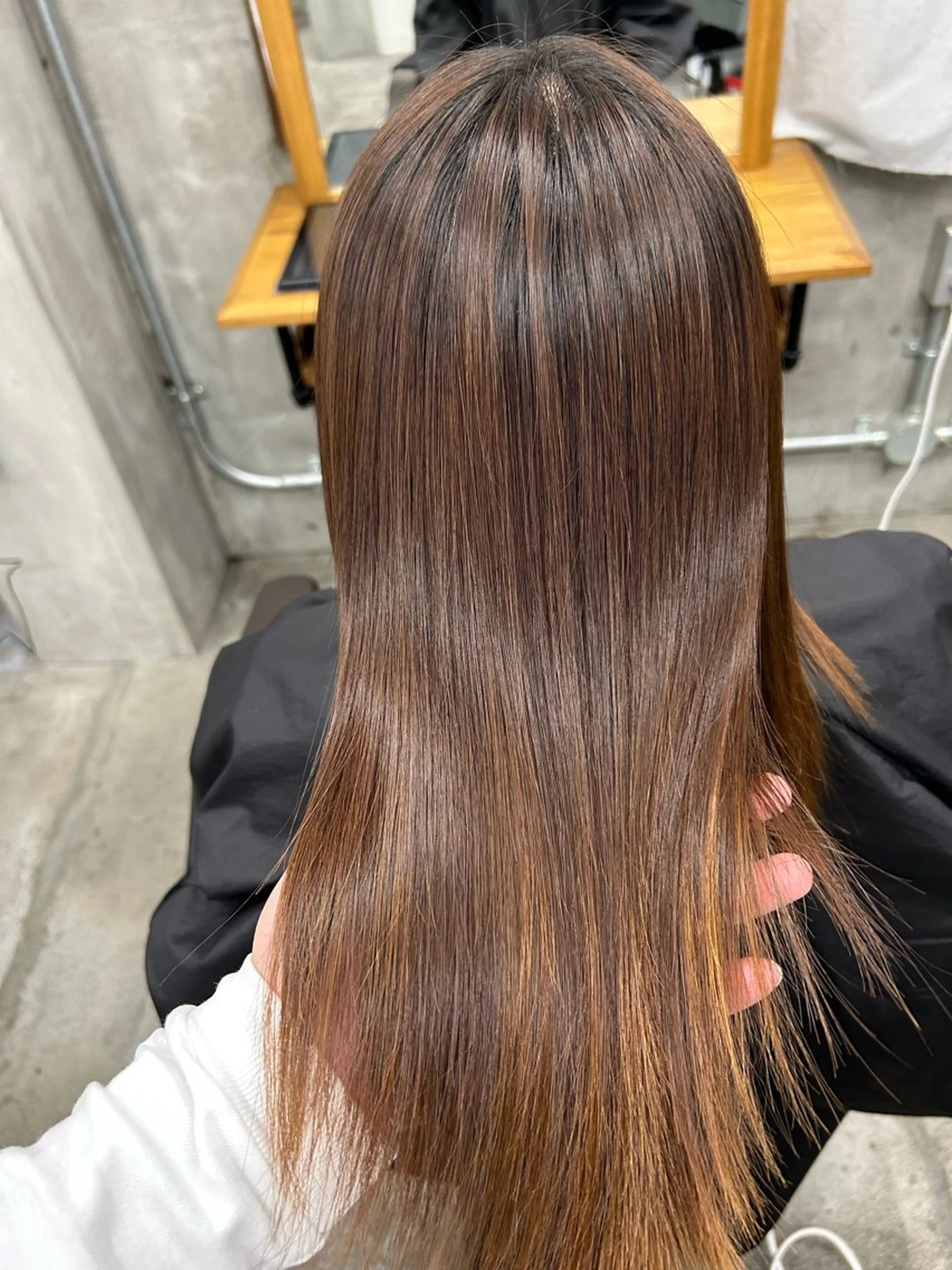 セミロング カット 縮毛矯正 トリートメント 🌟髪質改善と艶 ✨相場つかさのヘアスタイル