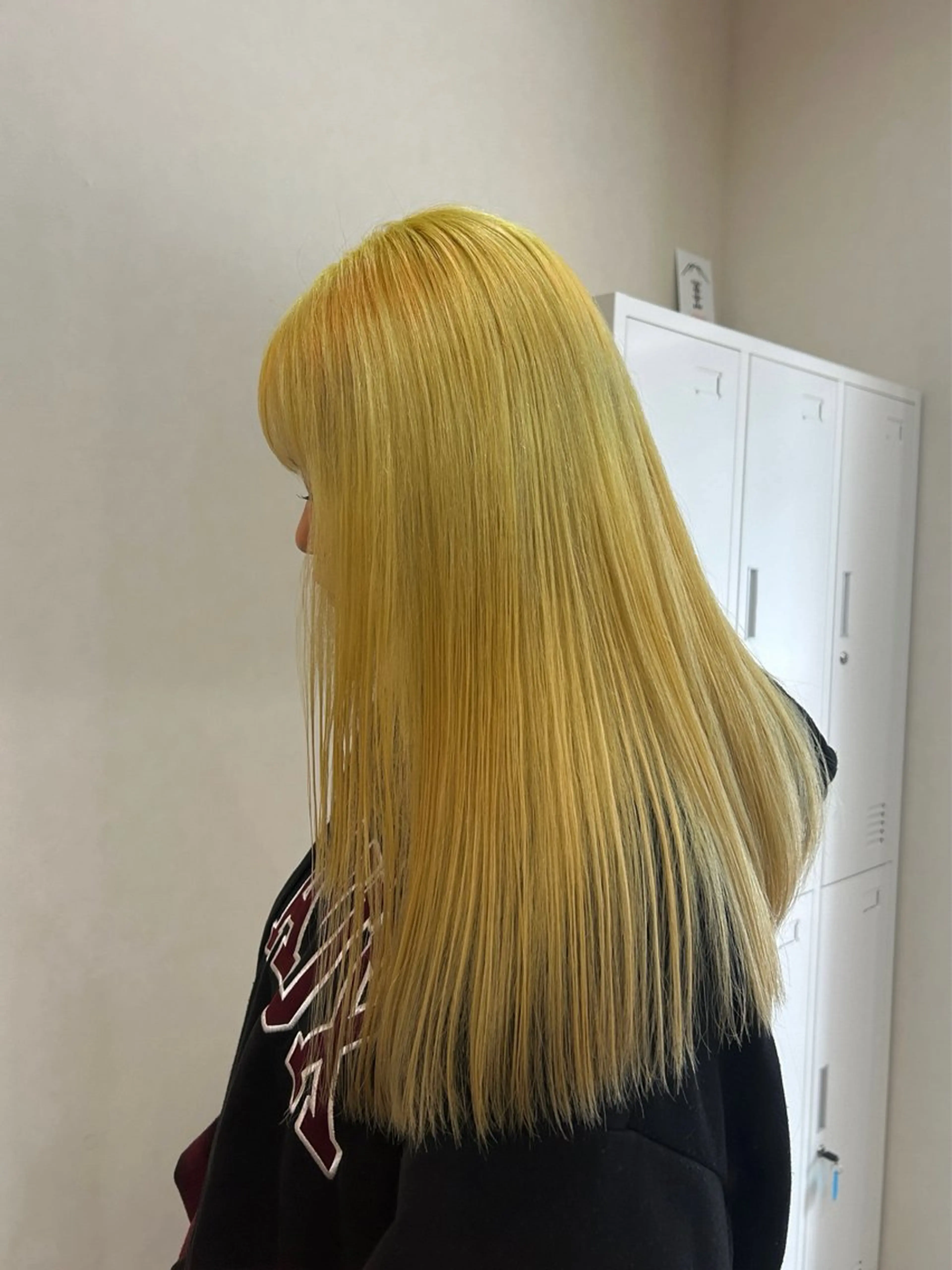 ロング イエローカラー MIDORI🎀 透明感/ベージュのヘアスタイル