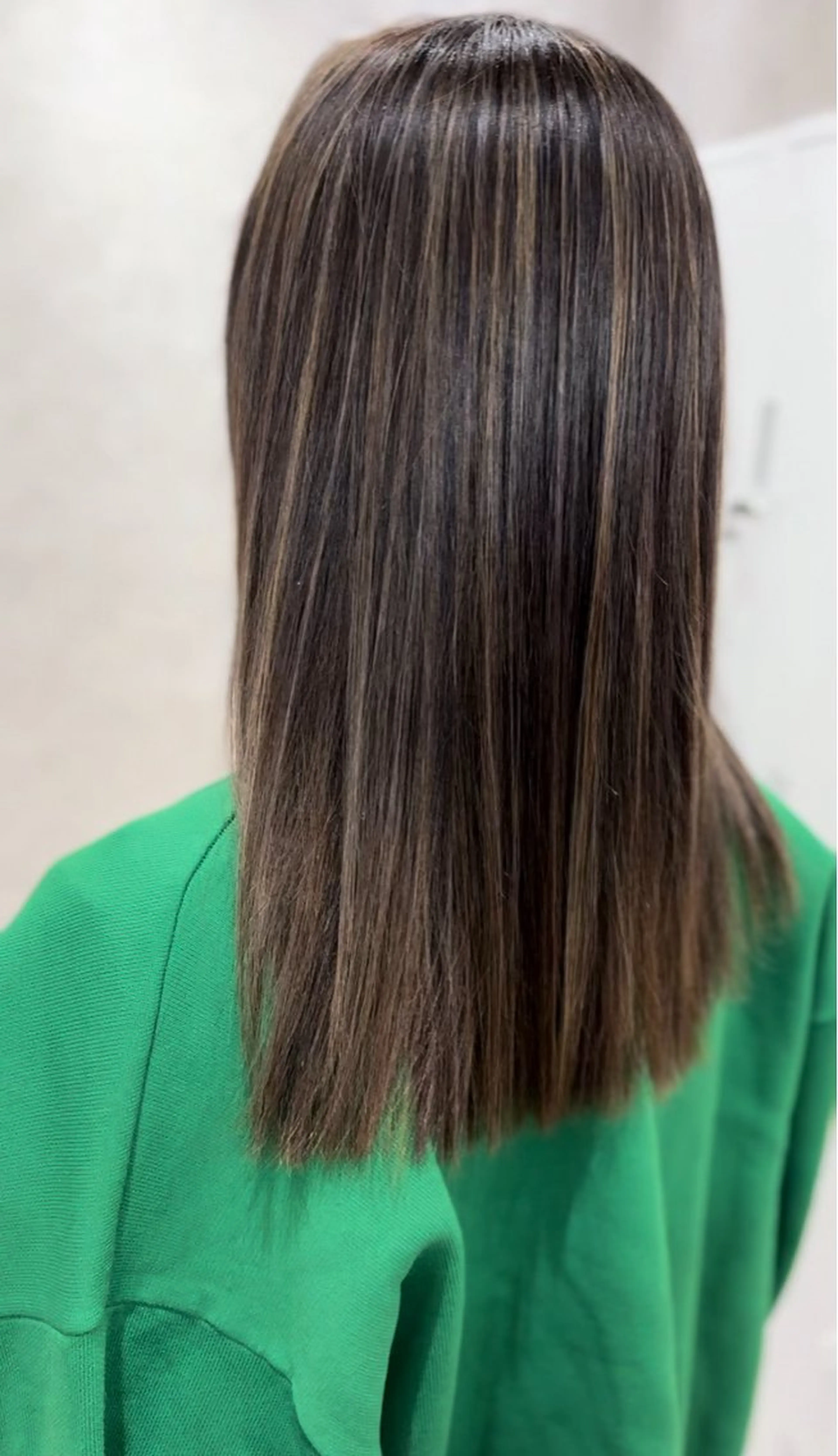 ロング カラー ハイライト 透明感カラー松本のヘアスタイル