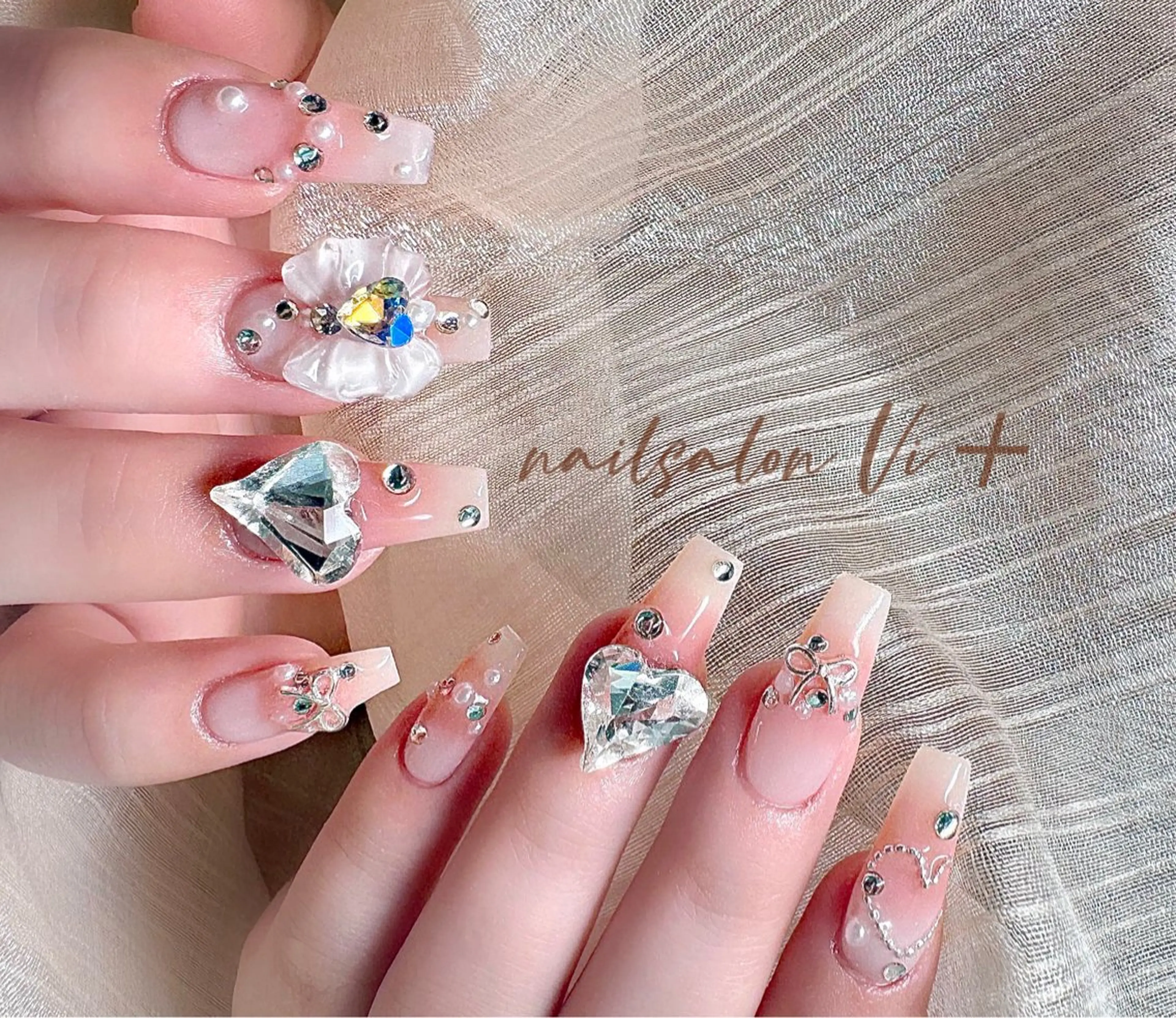 ネイル ハンドネイル ✨Nailsalon Vi+✨のネイルデザイン