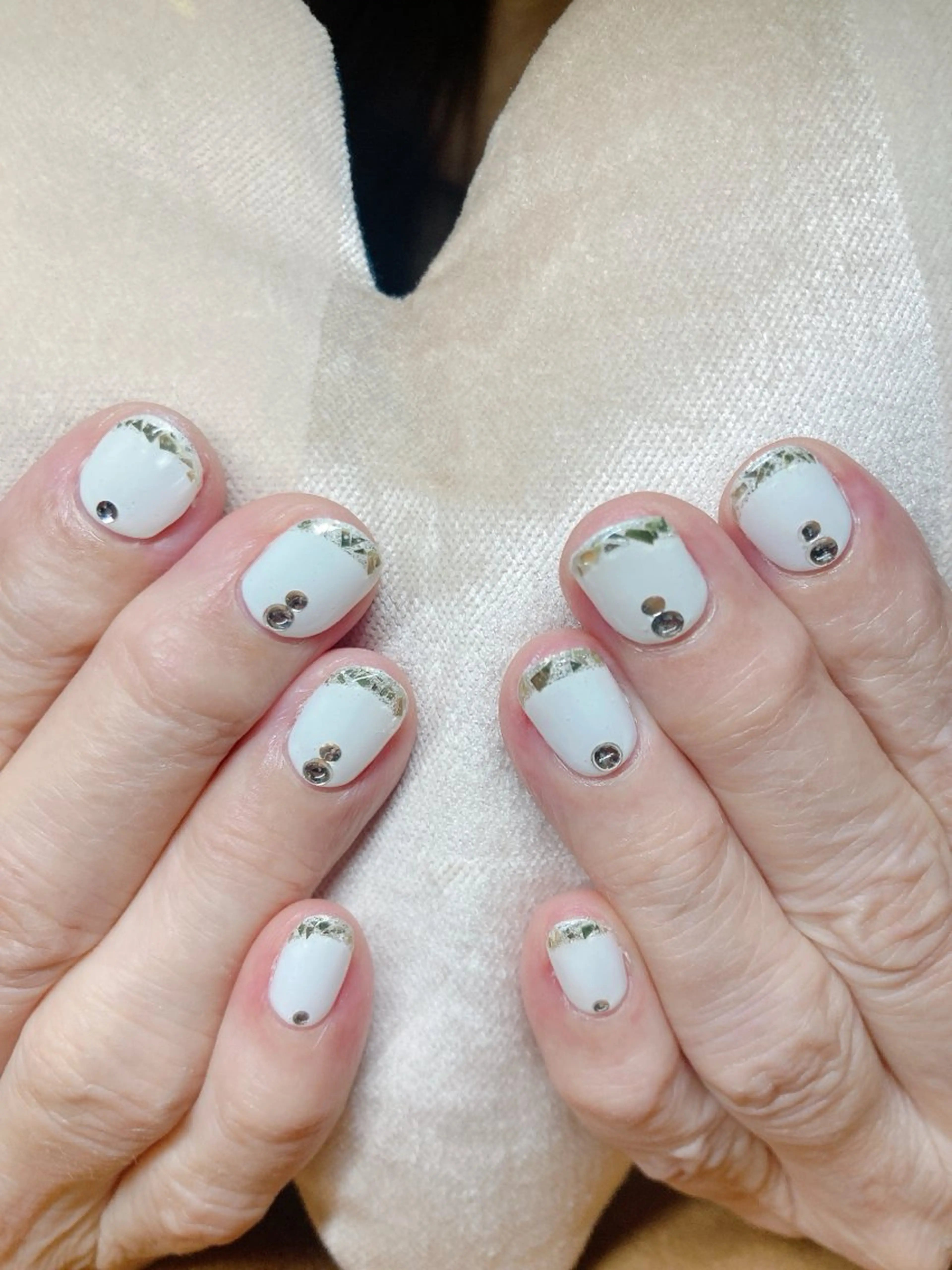 ネイル ECLAT エクラ所属・寺山 千鶴のネイルデザイン