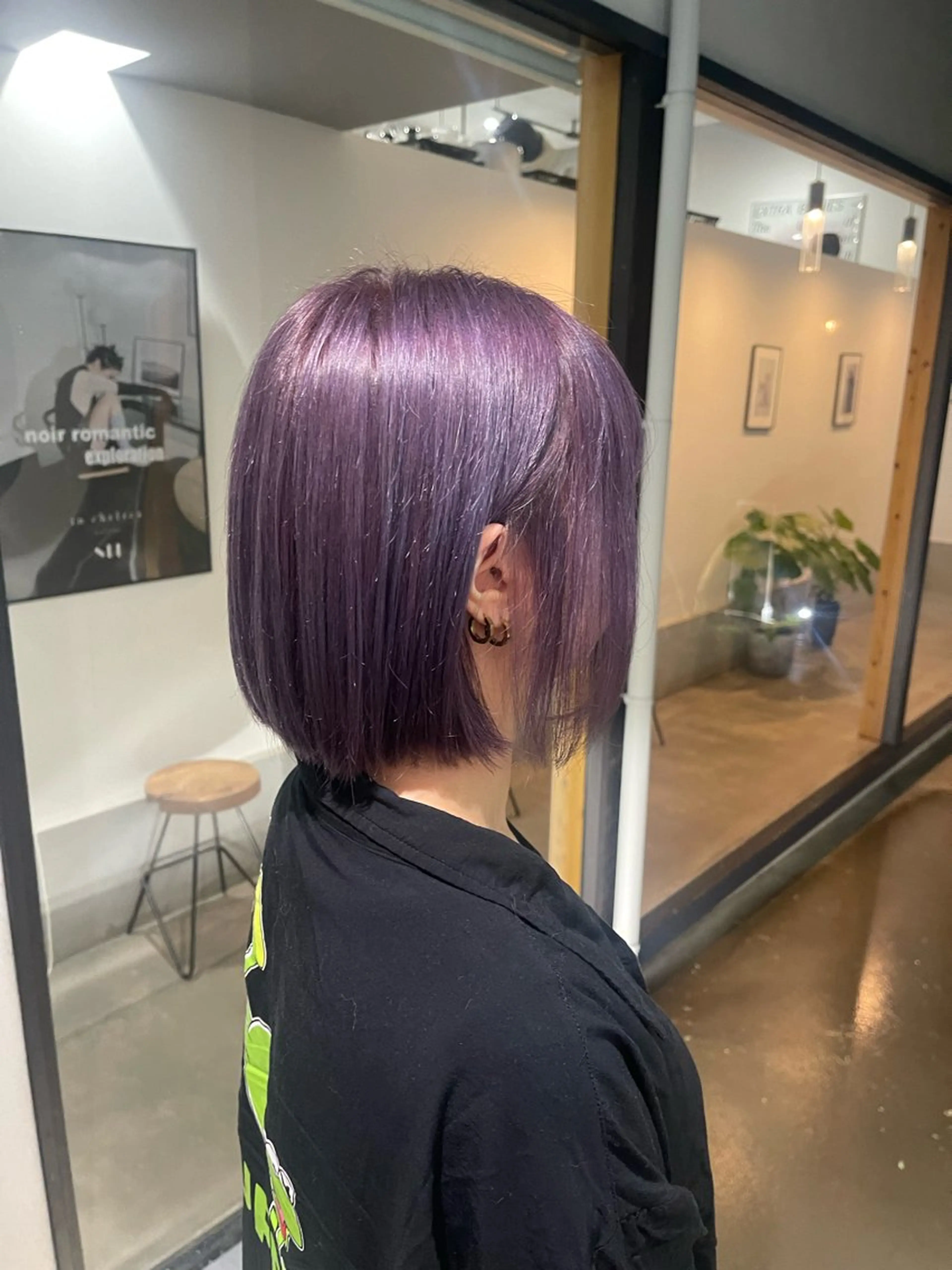 ショート カラー ブリーチ ケアブリーチ ラベンダーカラー パープルカラー inchelsea ririkaのヘアスタイル