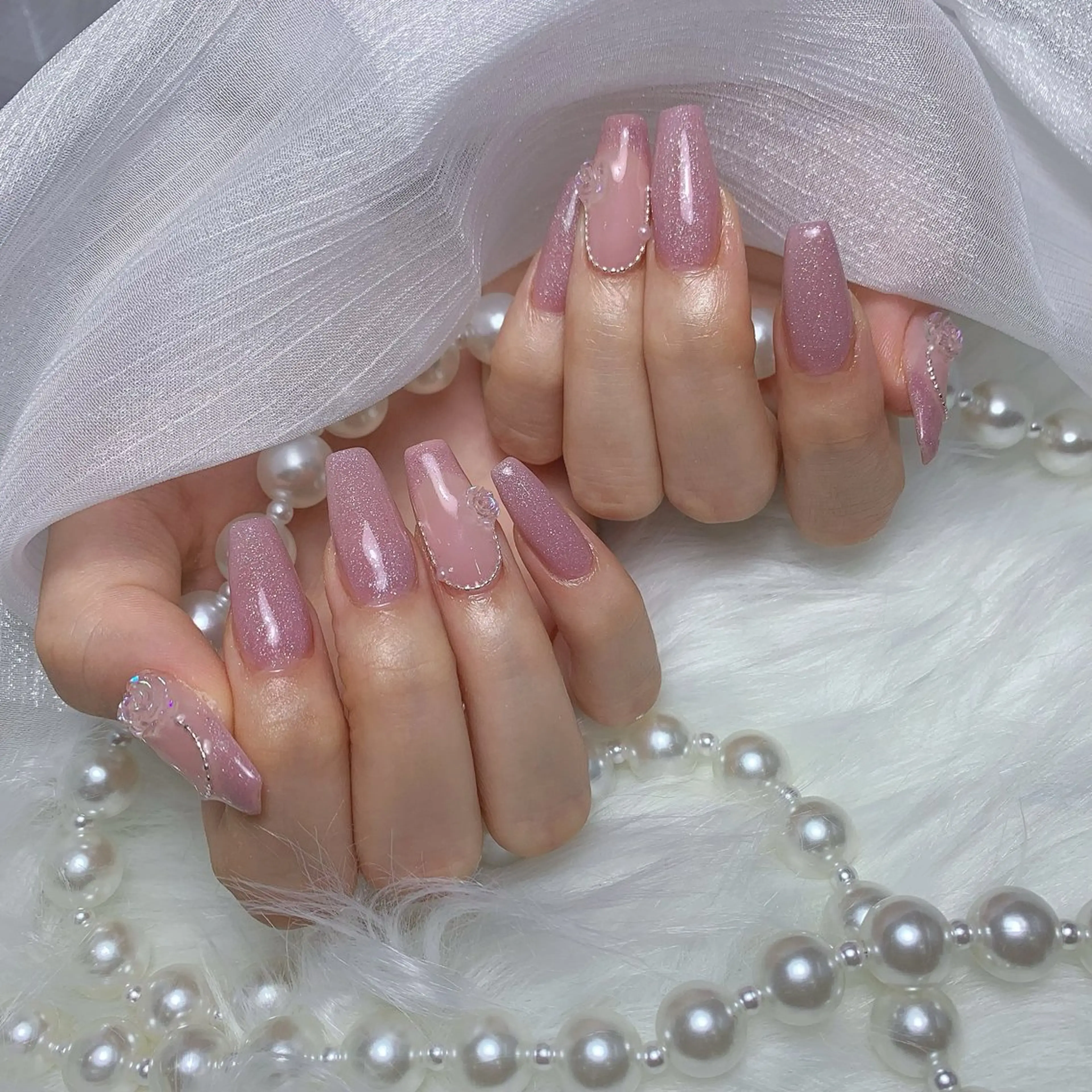 ネイル アートネイル フラッシュネイル フレンチネイル ガラスフレンチ グラデーション ハンドネイル M2 BEAUTY アユミのネイルデザイン