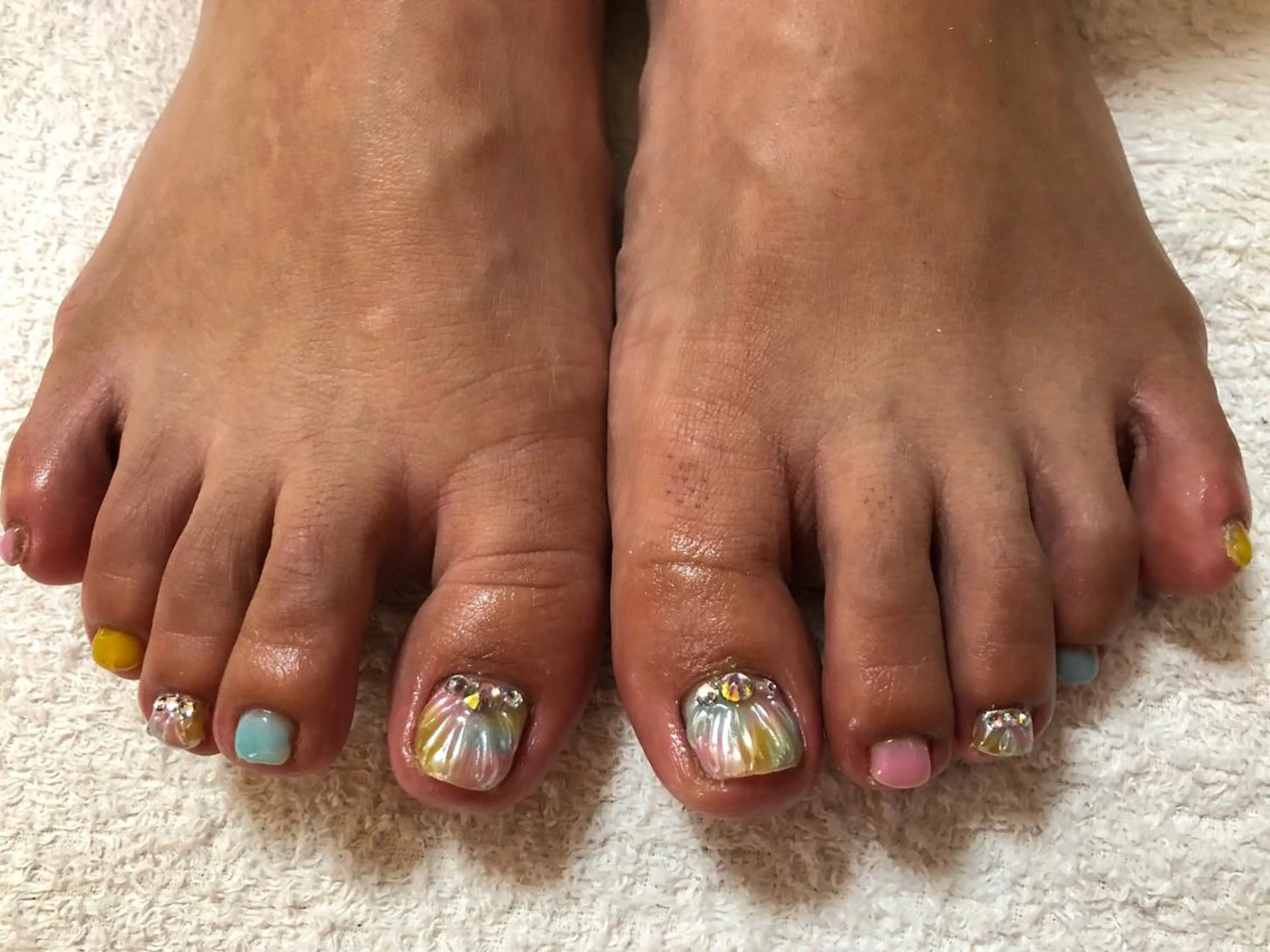 フットネイル★4本artの写真