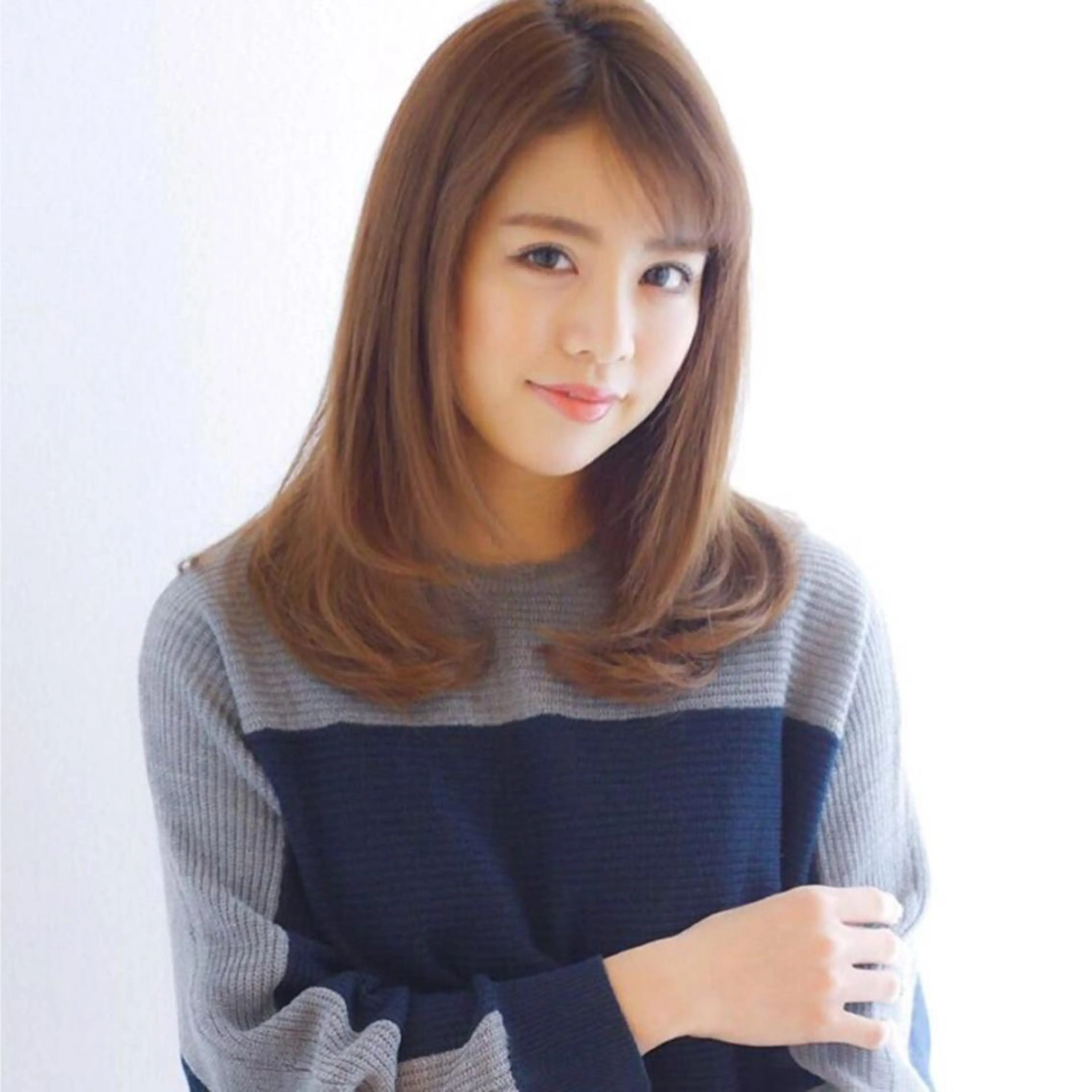 ミディアム カラー カット ヘアカラー 高木 麻知子のヘアスタイル