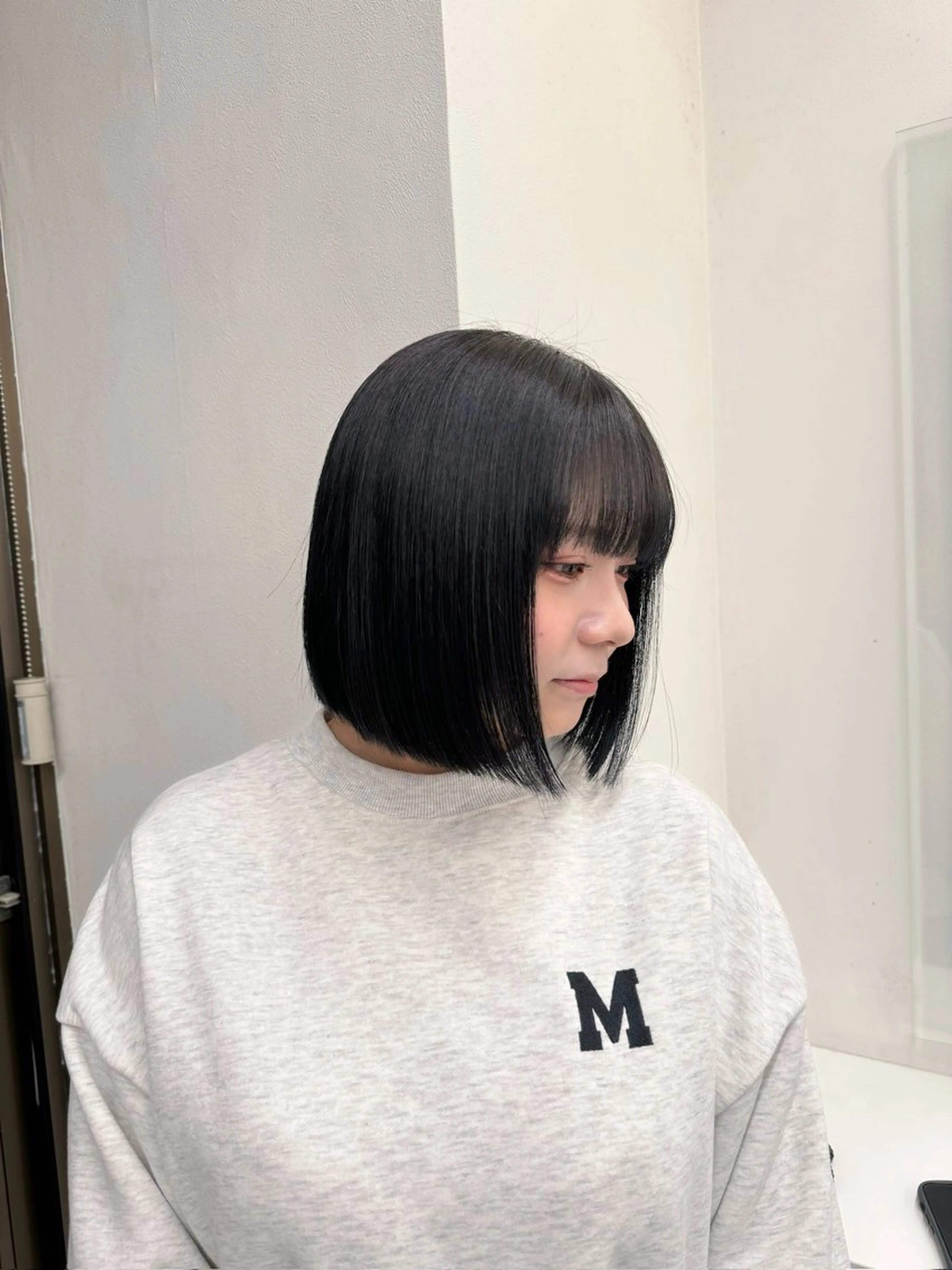 カラー Over hair_ misakiのヘアスタイル