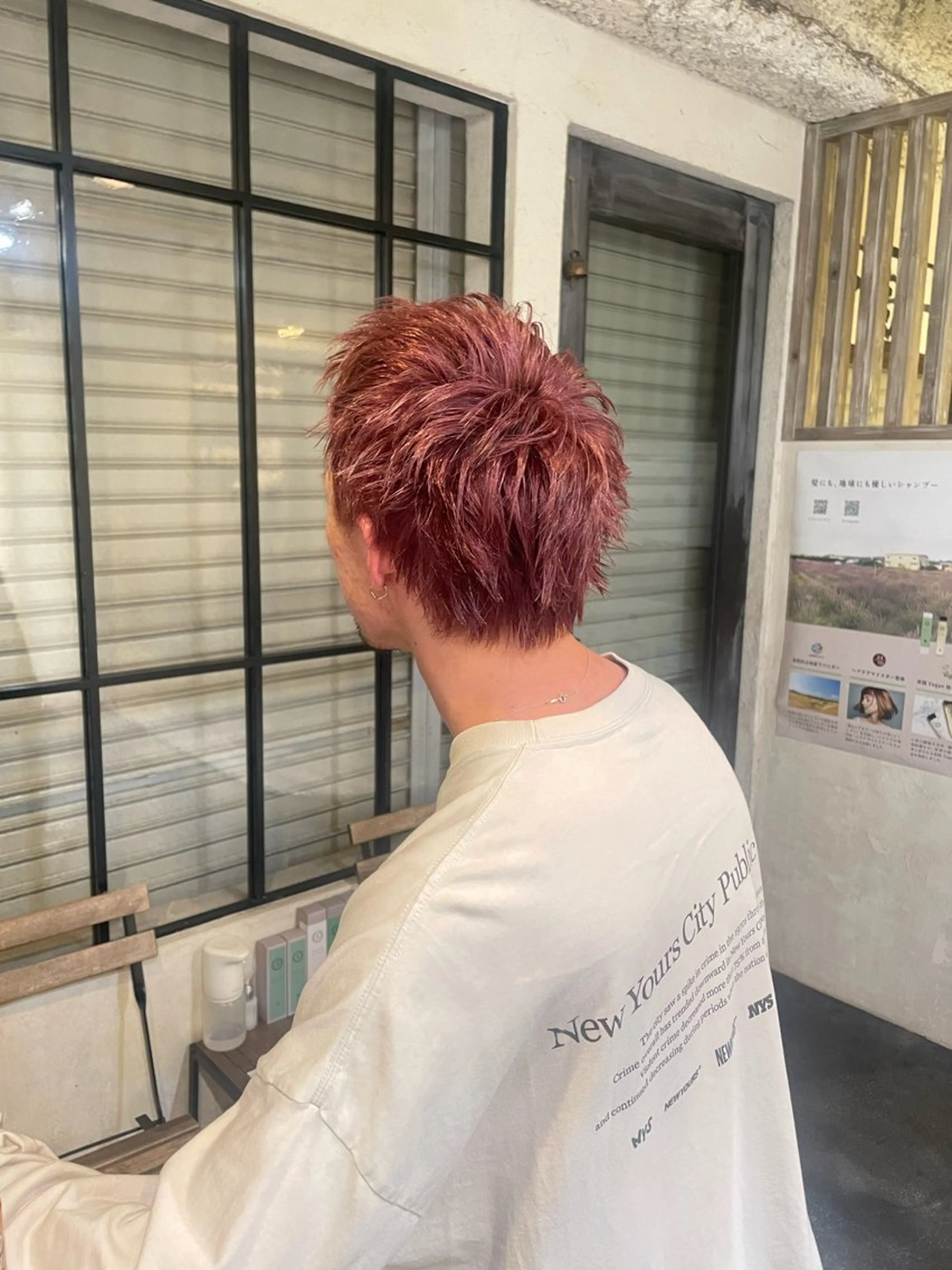 カラー ブリーチ オレンジ レッドカラー 渡部 仁のヘアスタイル