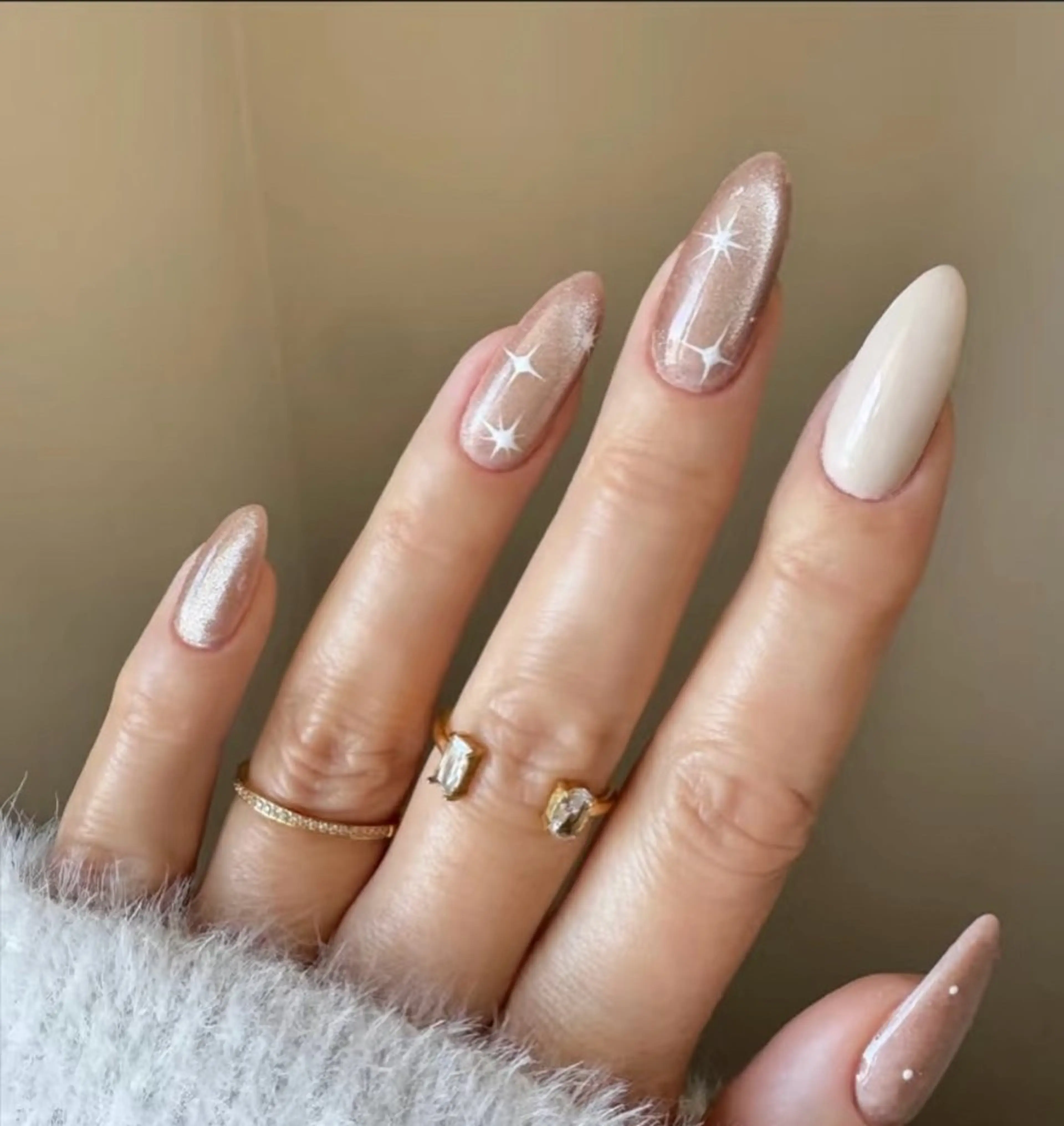 ネイル 高木 維麗絲のネイルデザイン