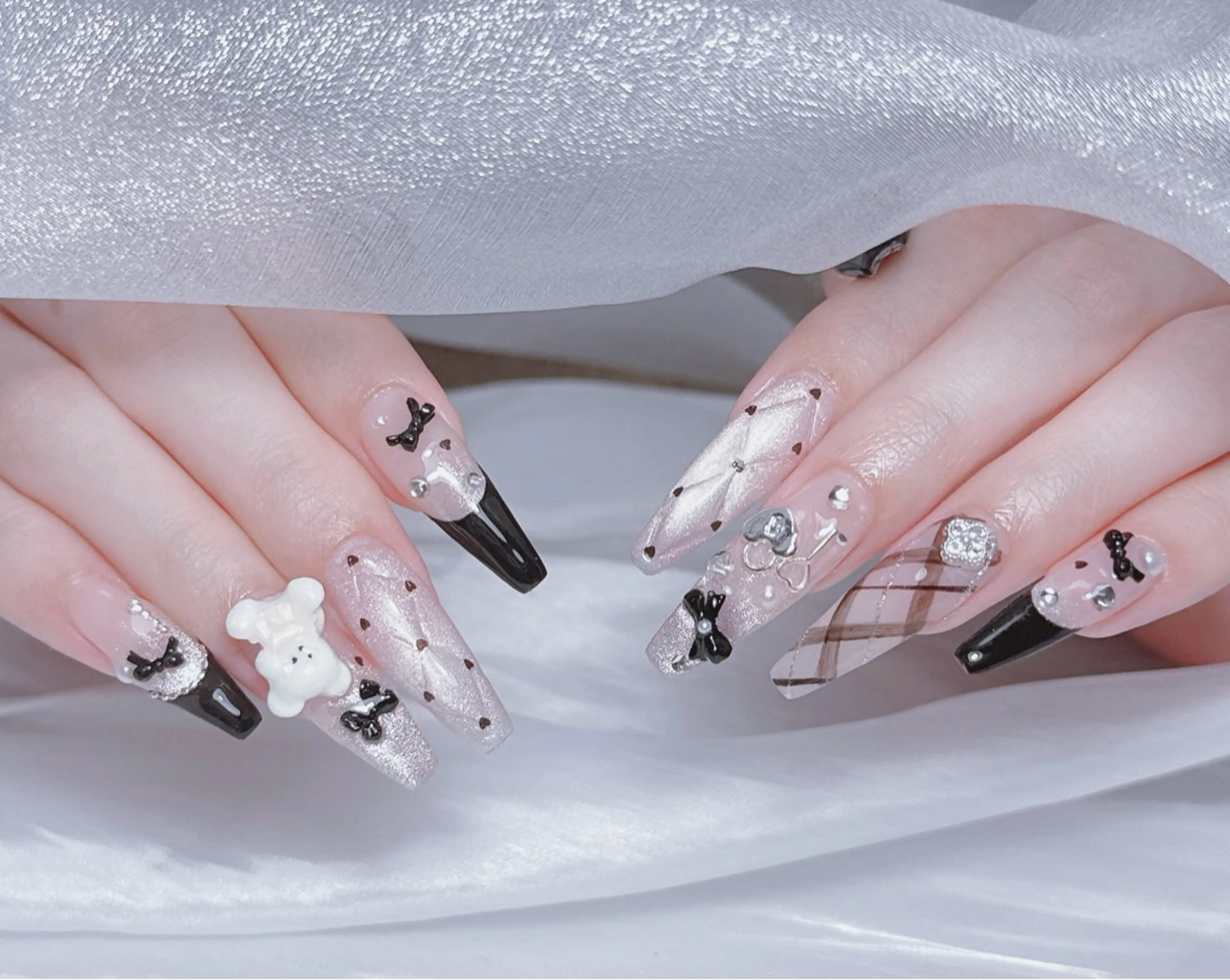 ネイル W&nail  slon所属・W·mai nail 関内のネイルデザイン