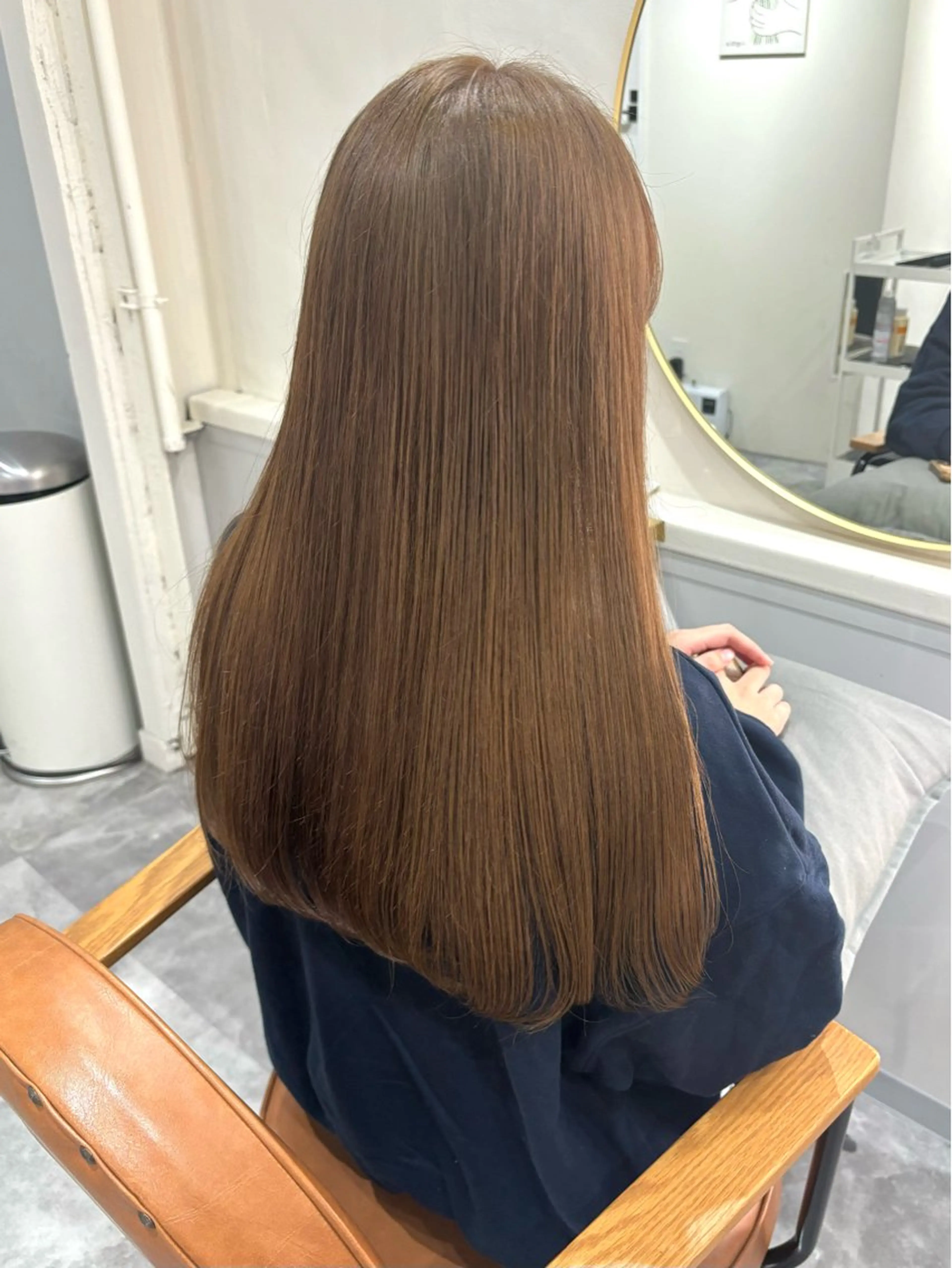 ロング カラー ベージュカラー ブリーチ カット ヘアカラー トリートメント 暖色カラー✨️ 門内 梨真のヘアスタイル