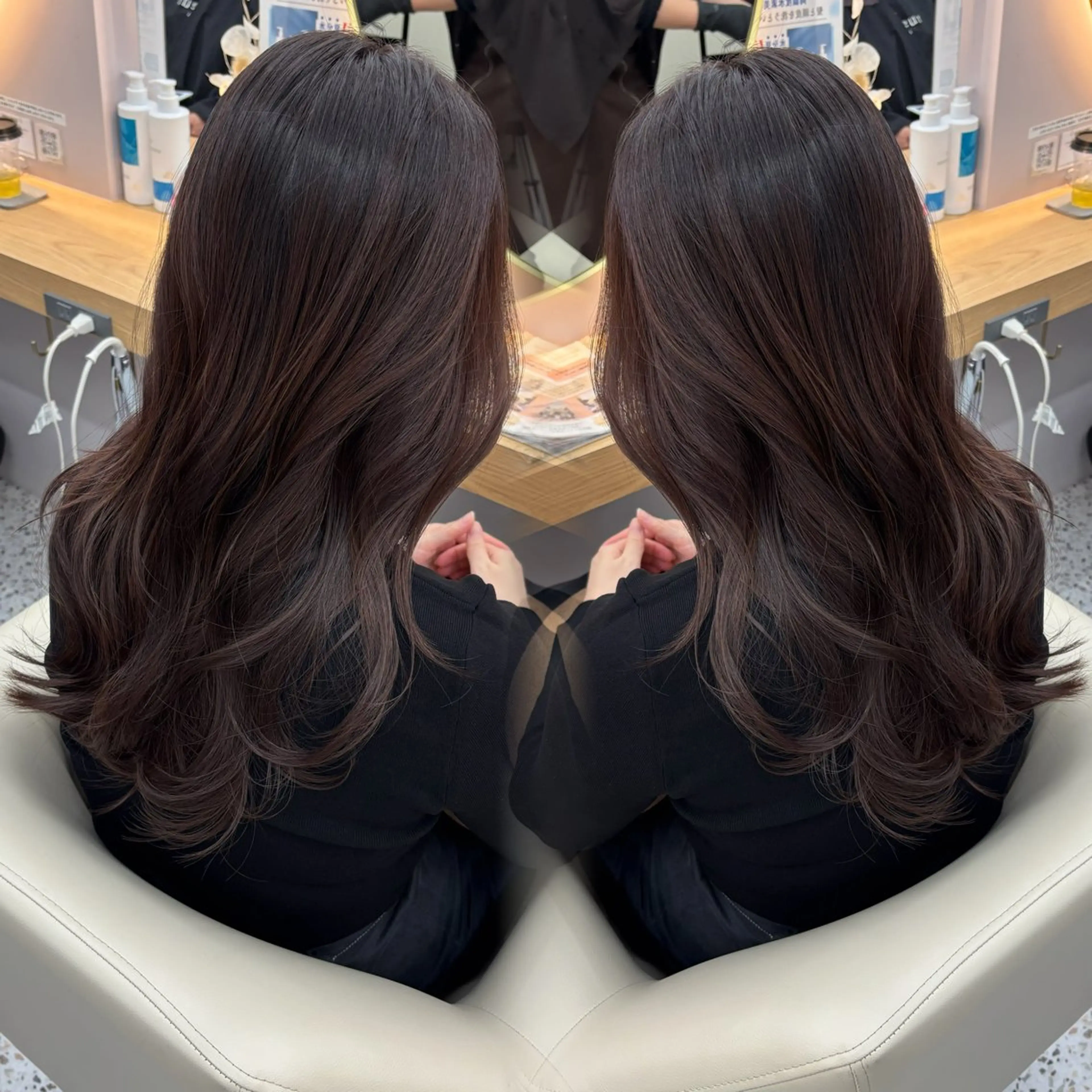 ロング ロングレイヤー チョコレートブラウン レイヤーカット ロング カット ヘアカラー トリートメント Bonheur銀座店所属・髙落 香帆のヘアスタイル