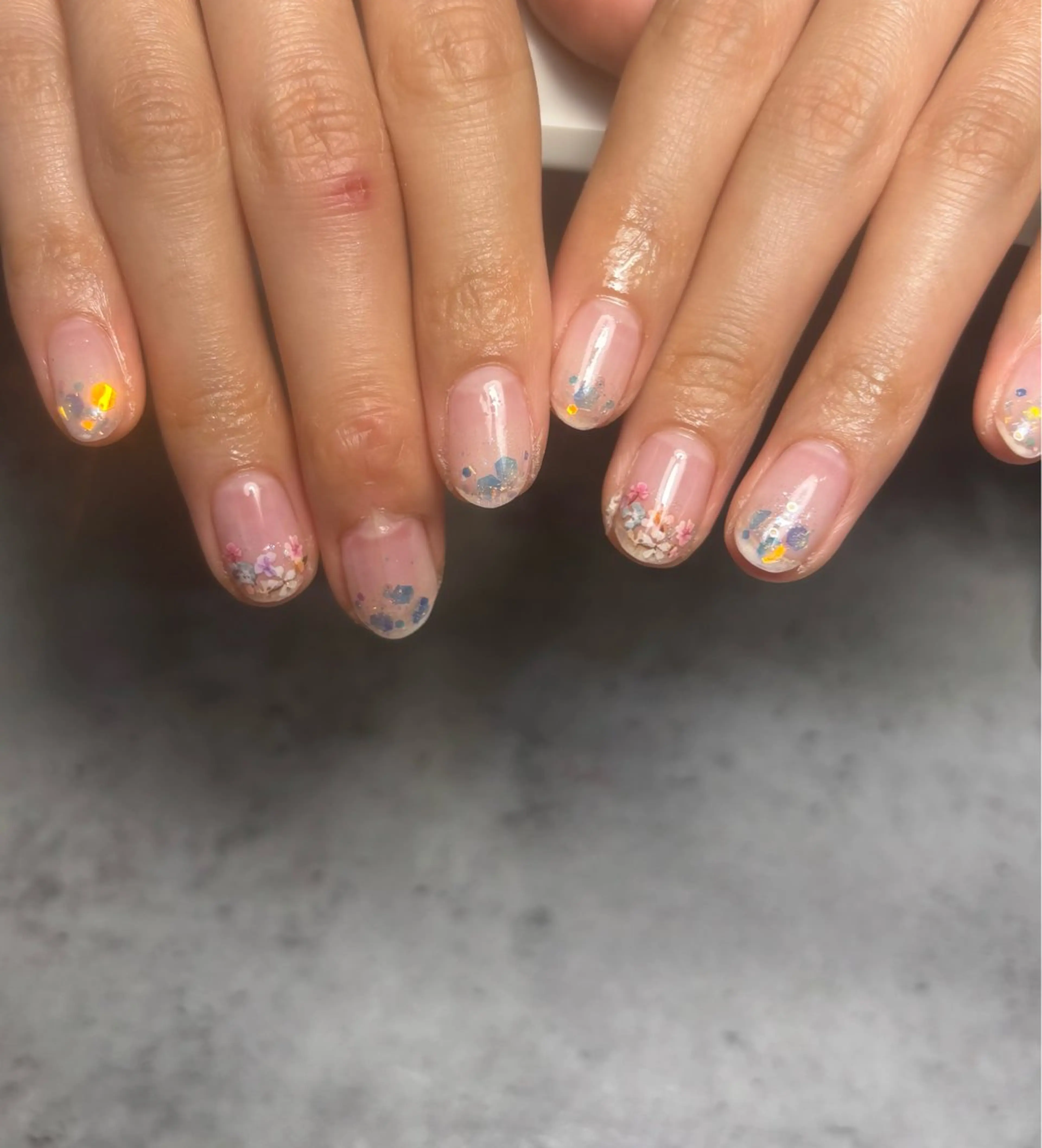 ネイル クリアネイル ハンドネイル 大東市ネイルサロン 【KYURA】ｷｭﾗのネイルデザイン