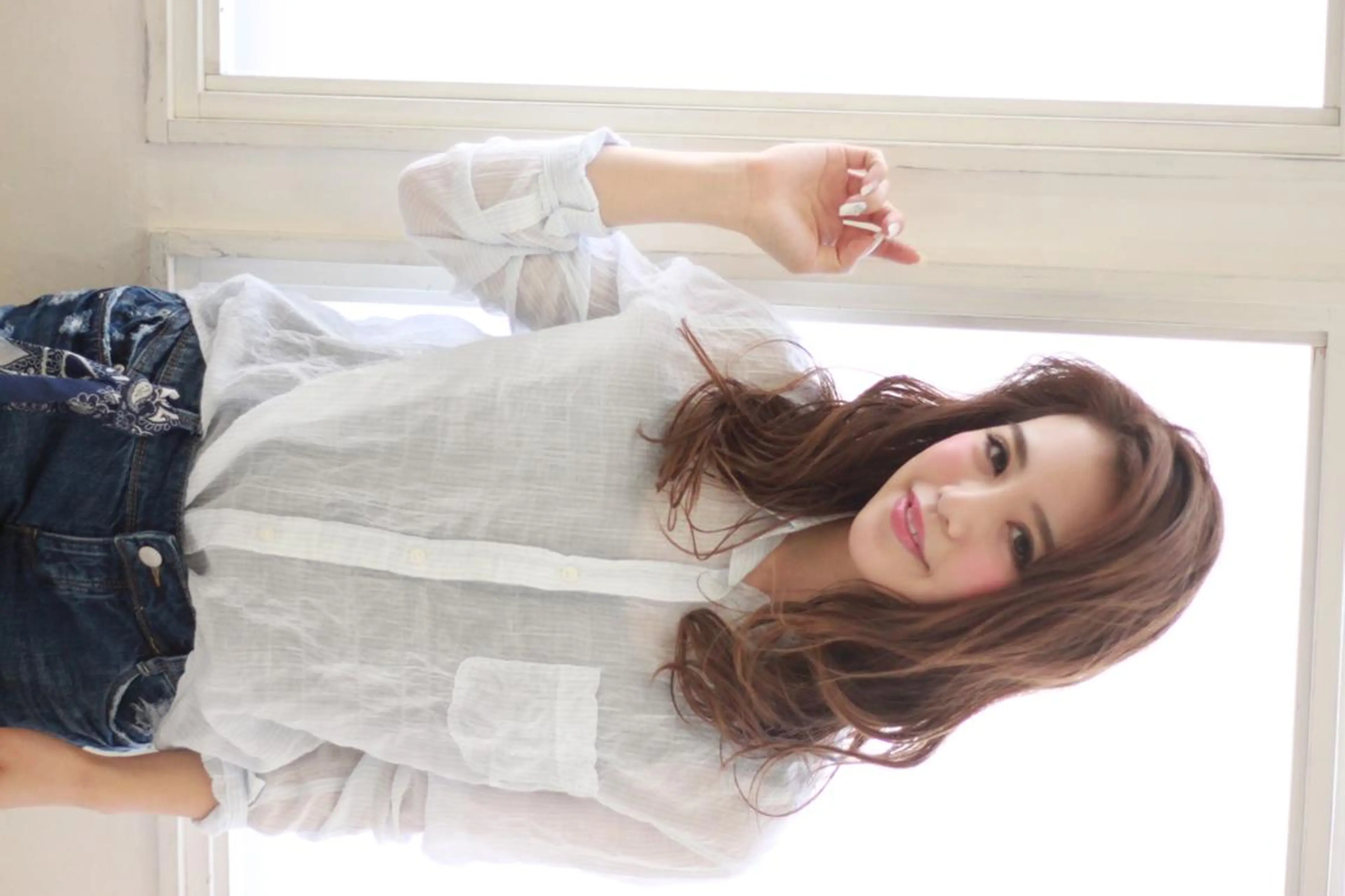 ミディアム カラー Baguz HAIRのヘアスタイル