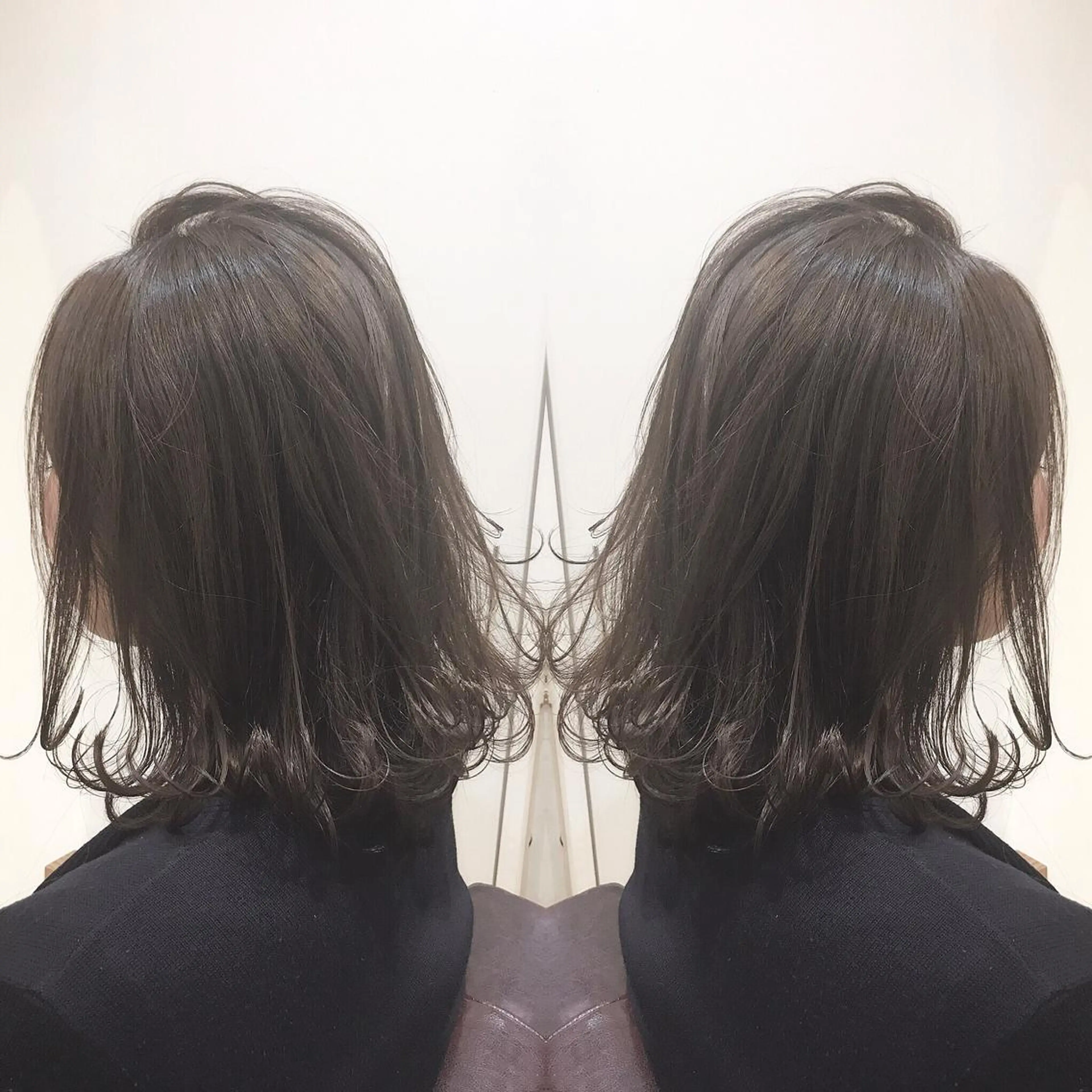 ミディアム カラー 透明感カラー ダークグレー ダークグレージュ グレージュ HIRO. ★のヘアスタイル
