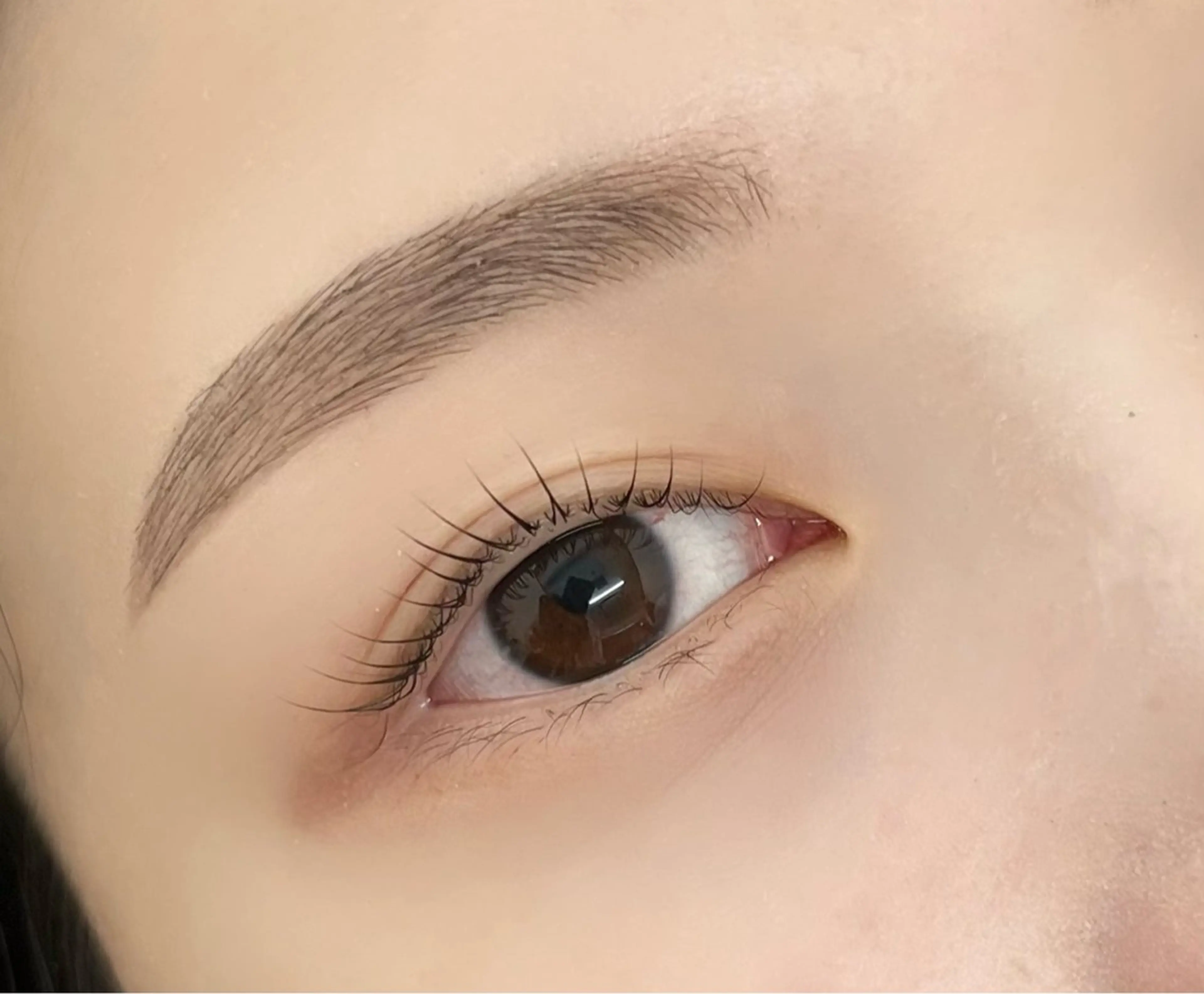 アイブロウ 眉毛ワックス脱毛 enu大阪梅田店【エヌ】所属・大西 里奈のマツエク・マツパデザイン