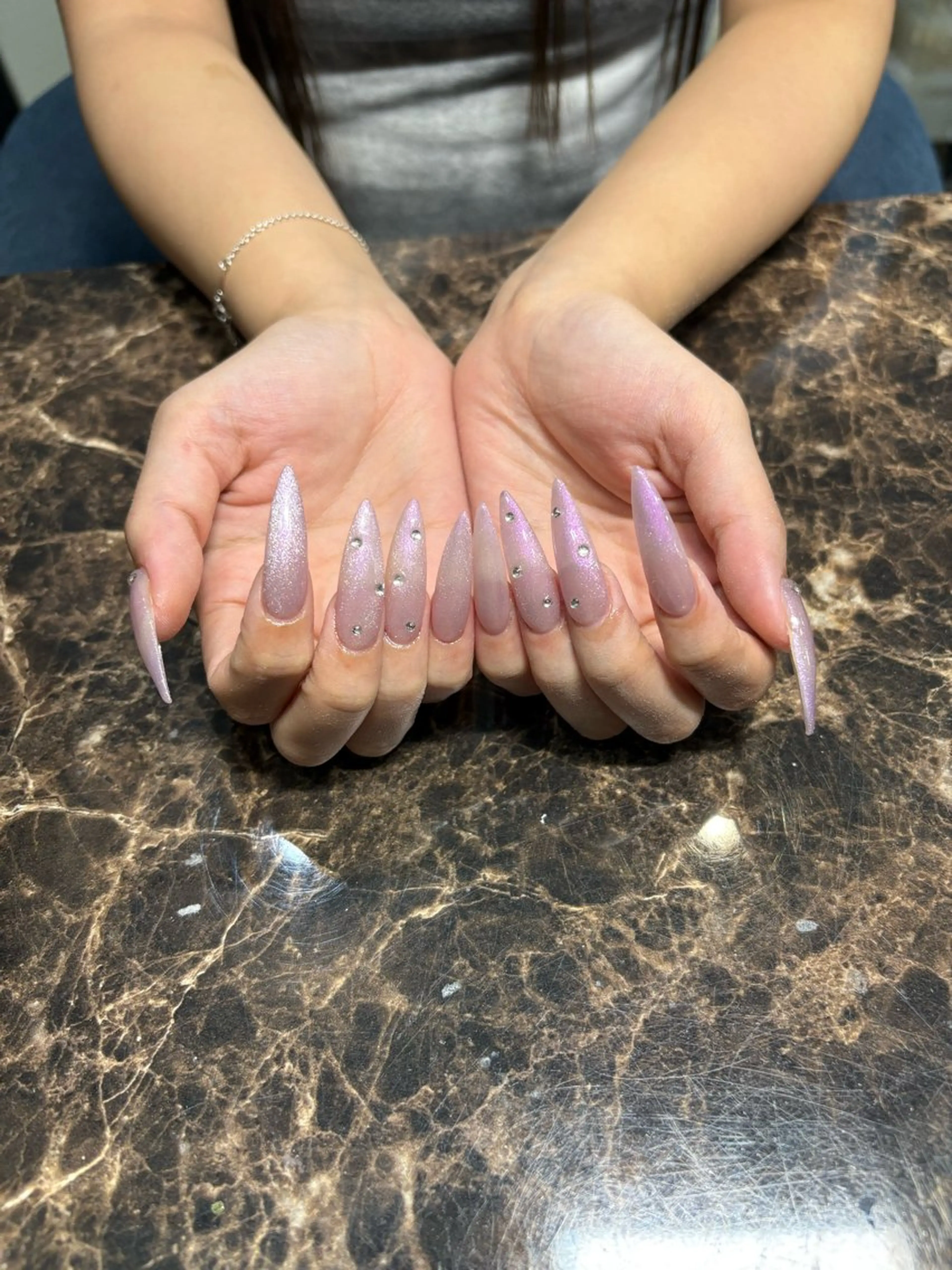ネイル ハンドネイル IROHA Nail 矢掛萌子のネイルデザイン