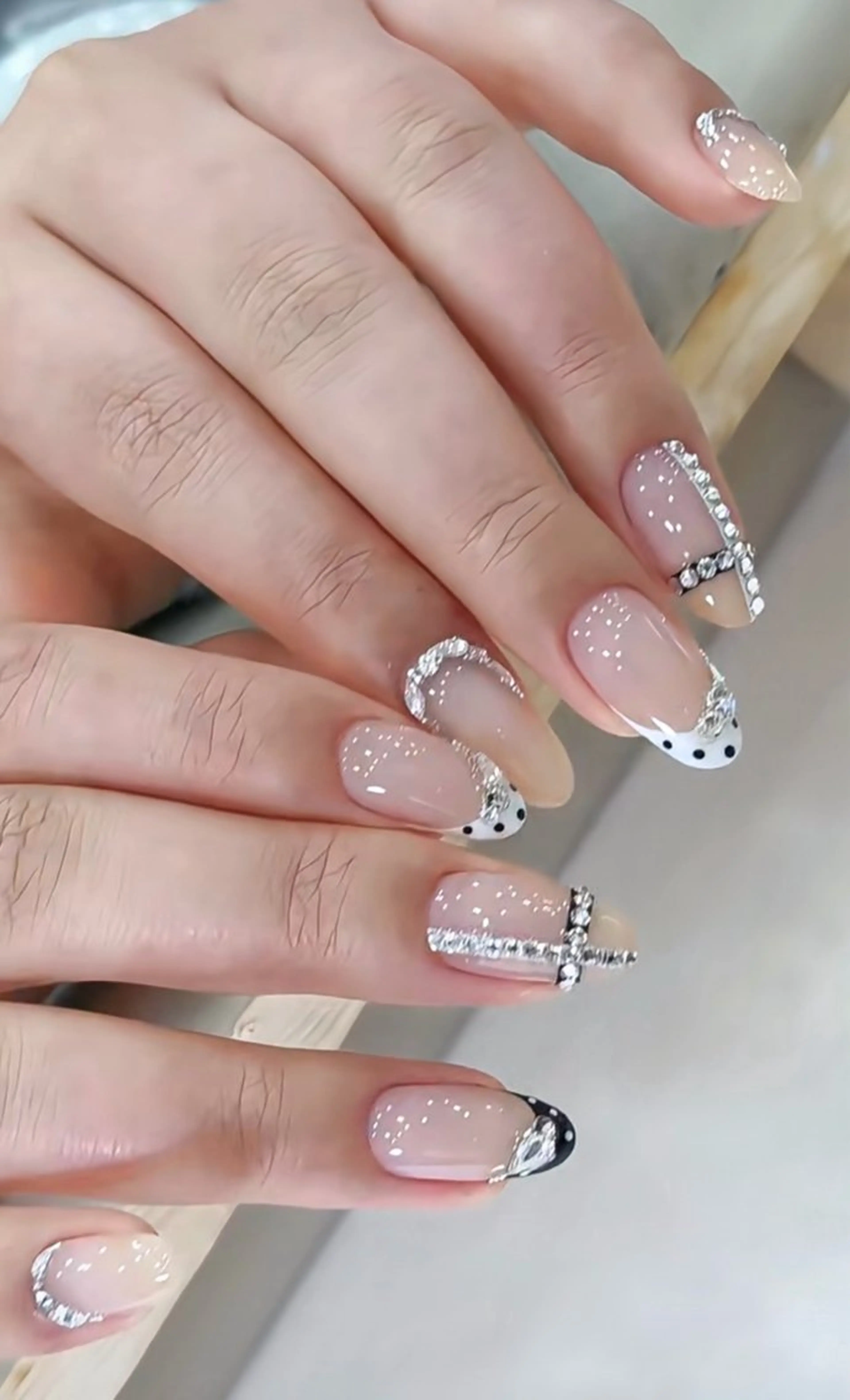 ネイル ハンドネイル WO MIAO💎のネイルデザイン