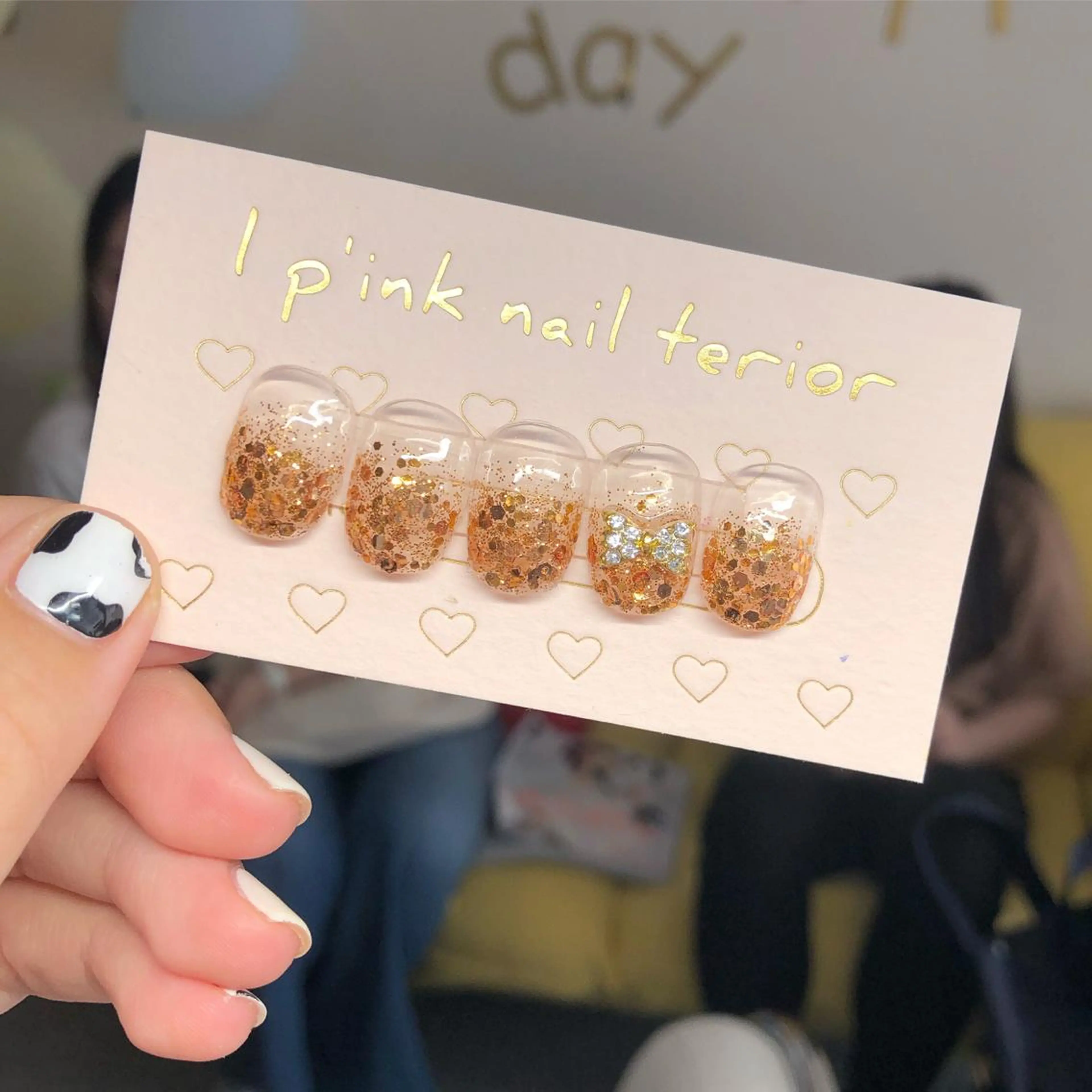 ネイル I pinknail 韓国風·持ち込み専門のネイルデザイン