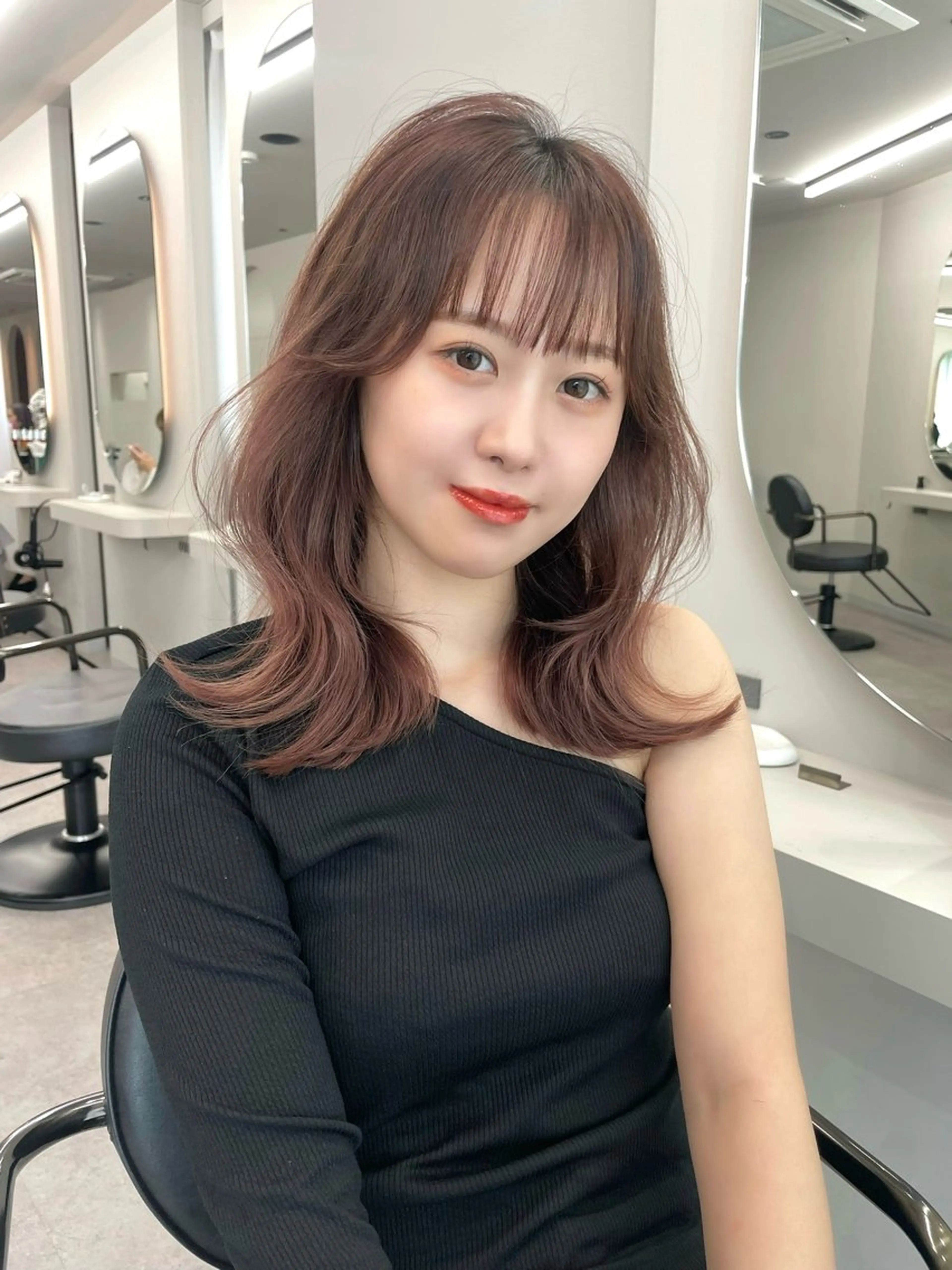 ミディアム カラー 透明感カラー カット ヘアカラー 香月 元希のヘアスタイル