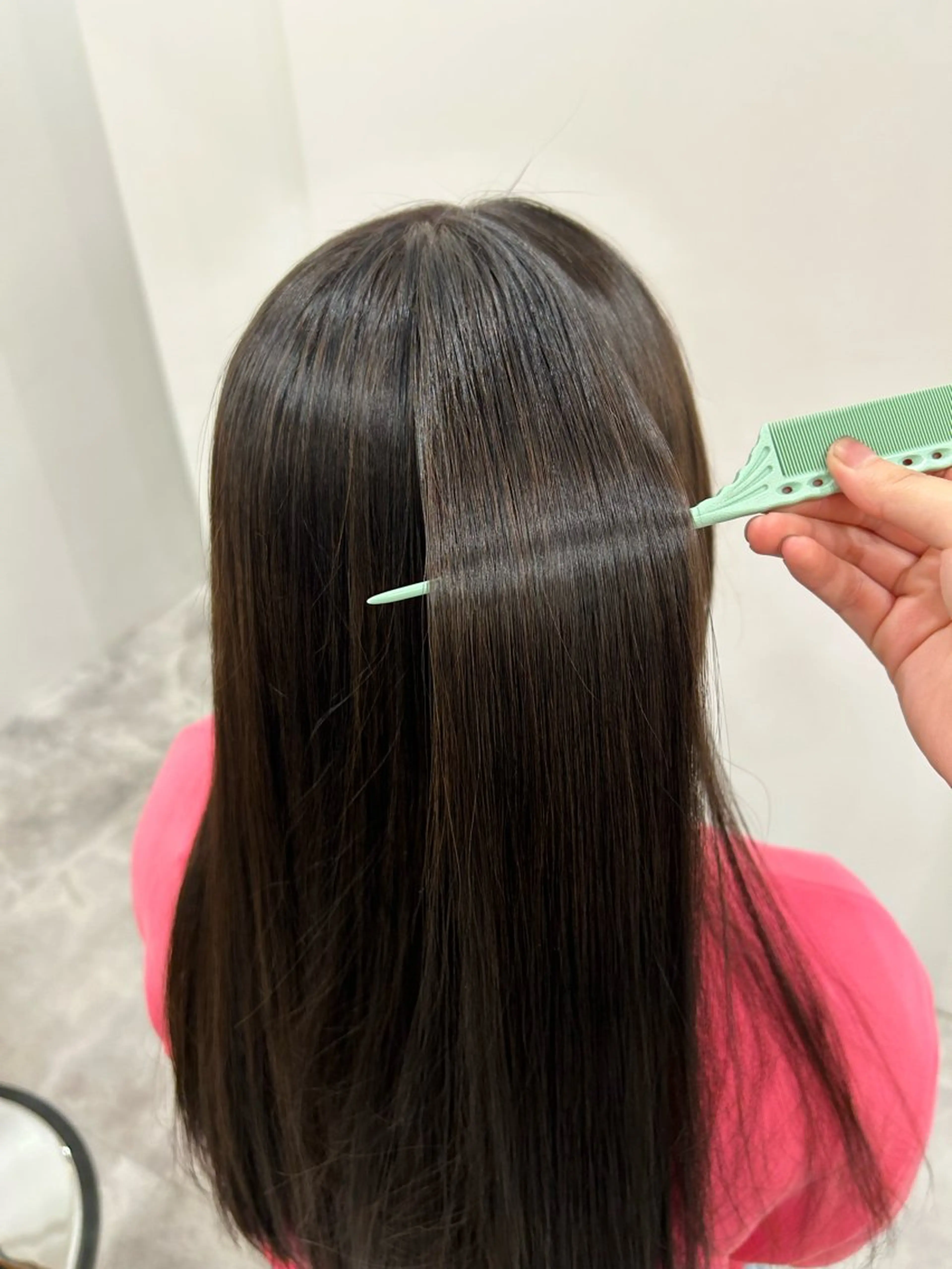 【🇺🇳気になるうねりに🇺🇳】似合わせカット＋美髪縮毛矯正の写真