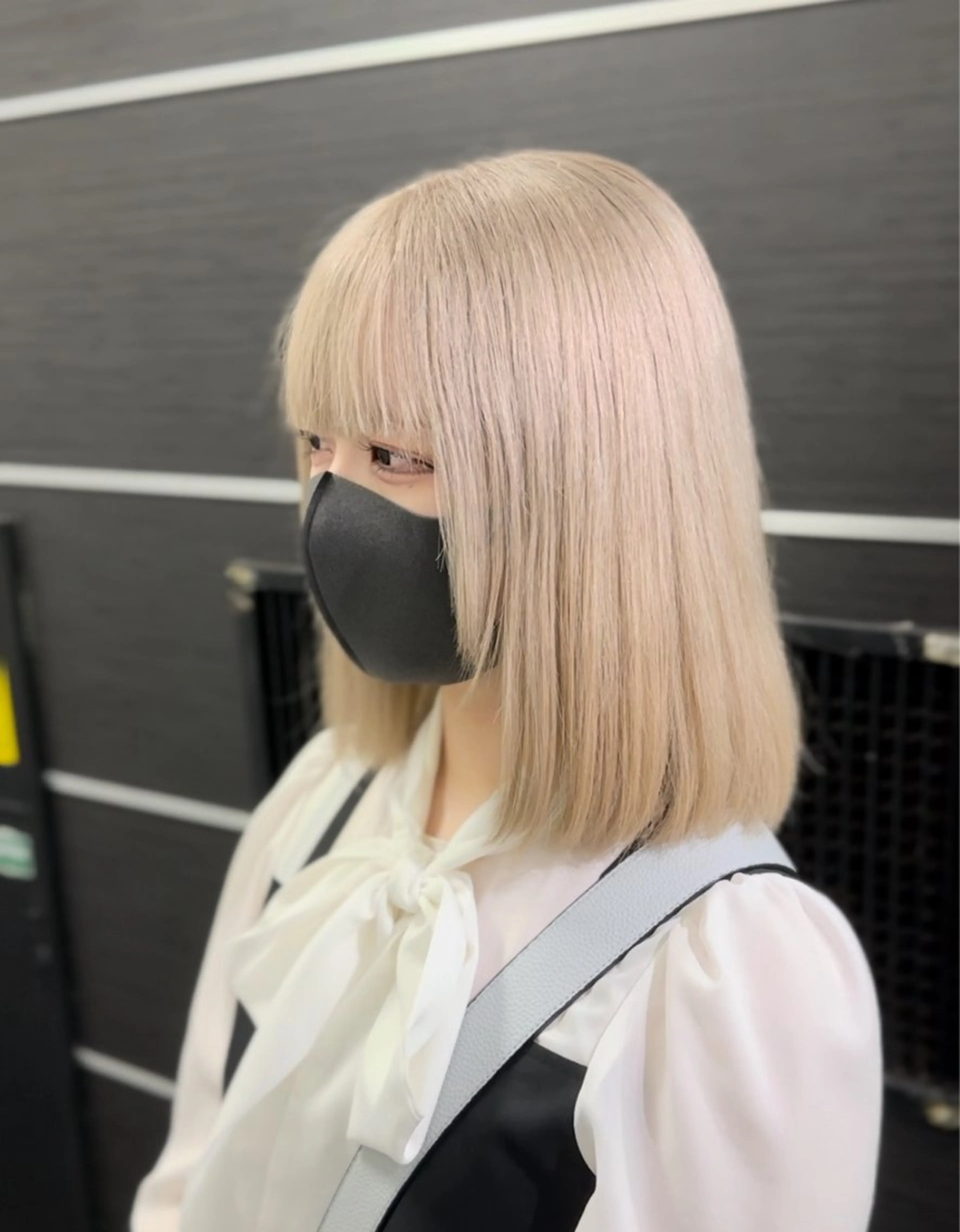 ショート 🍀yuria/ハイ トーン/ペールカラーのヘアスタイル