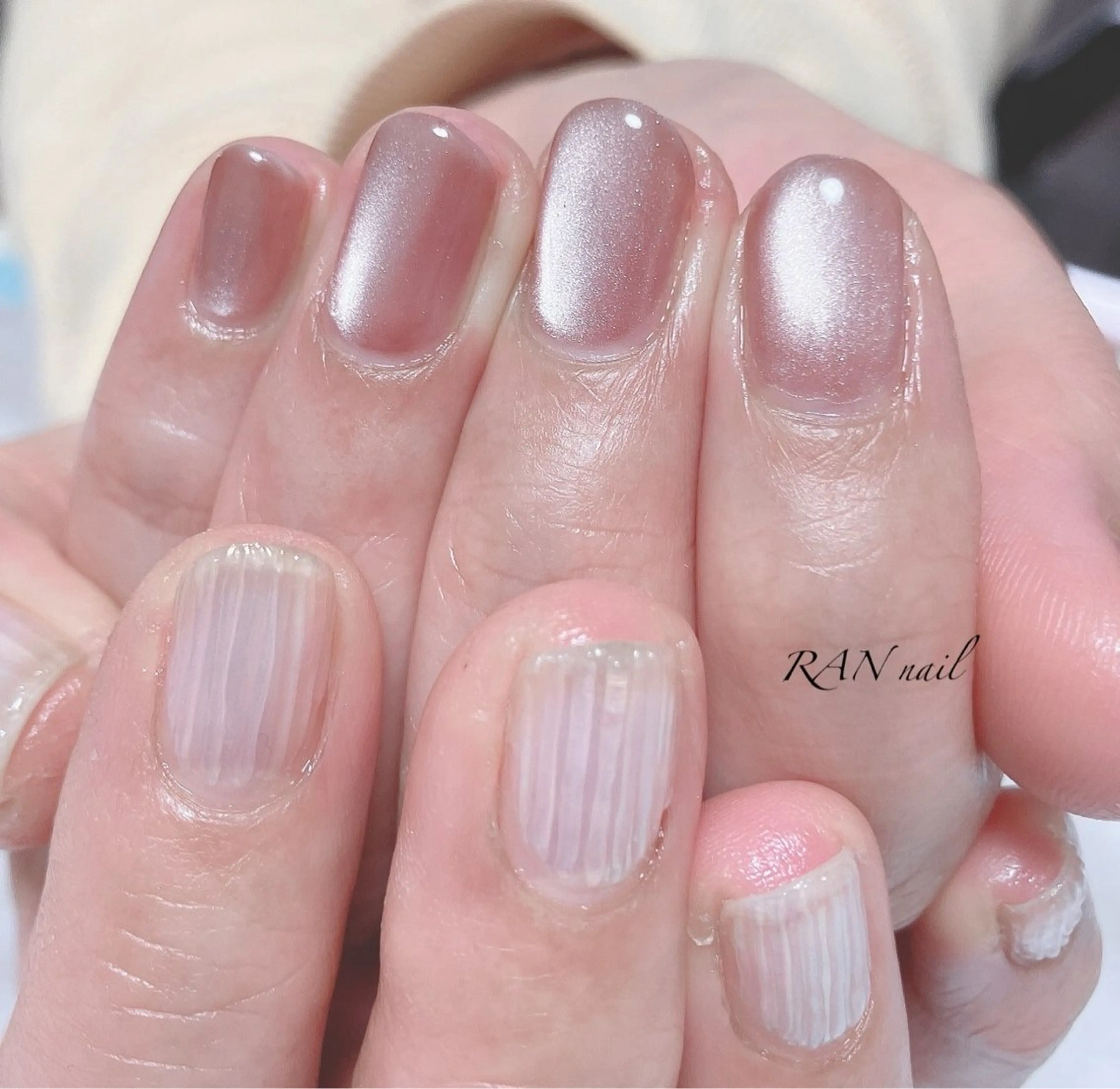 ネイル オーロラネイル マグネットネイル ニュアンスネイル 春ネイル ハンドネイル フットネイル RAN nailのネイルデザイン