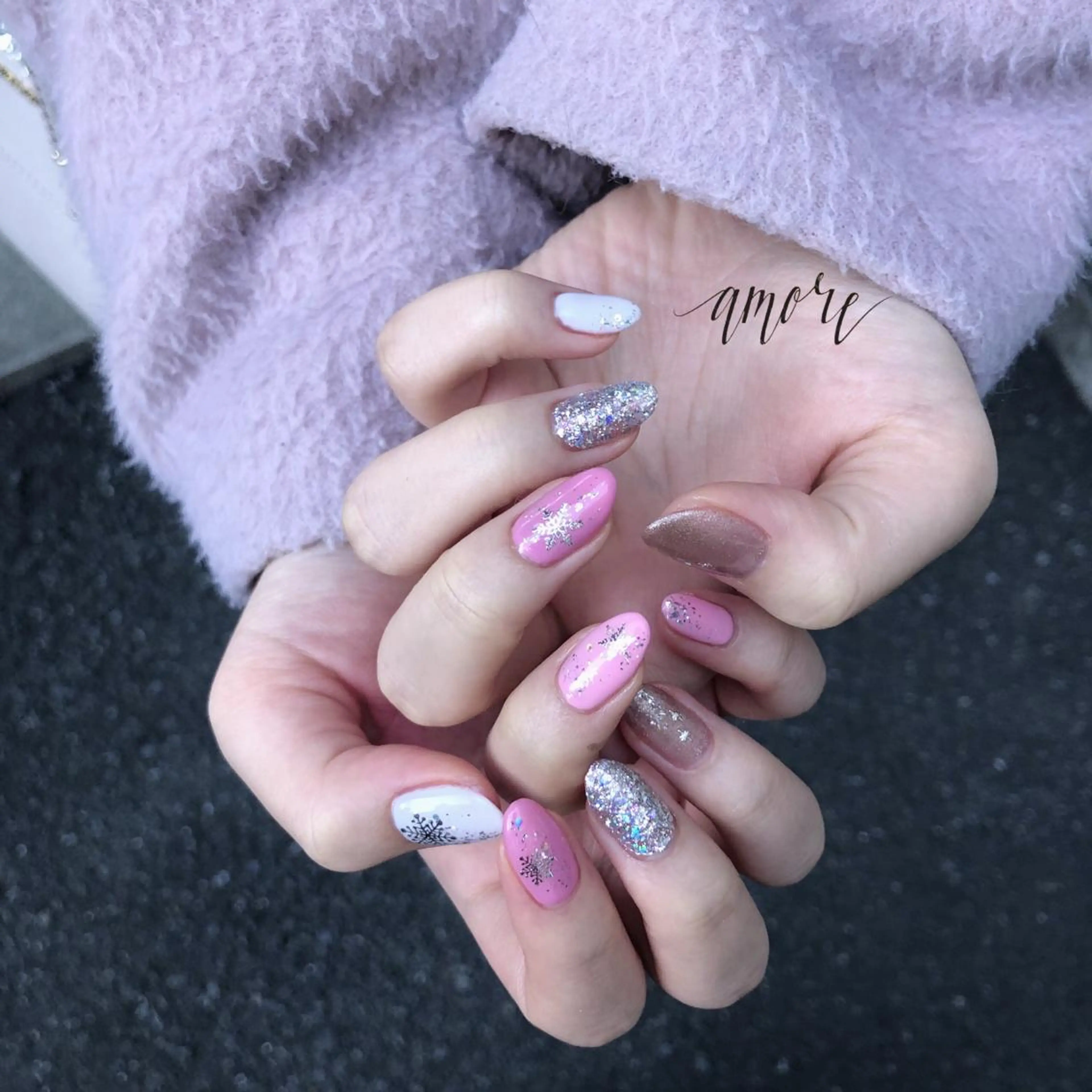 ネイル ジェルネイル ラメ(グリッター) 冬ネイル You kyehwaのネイルデザイン