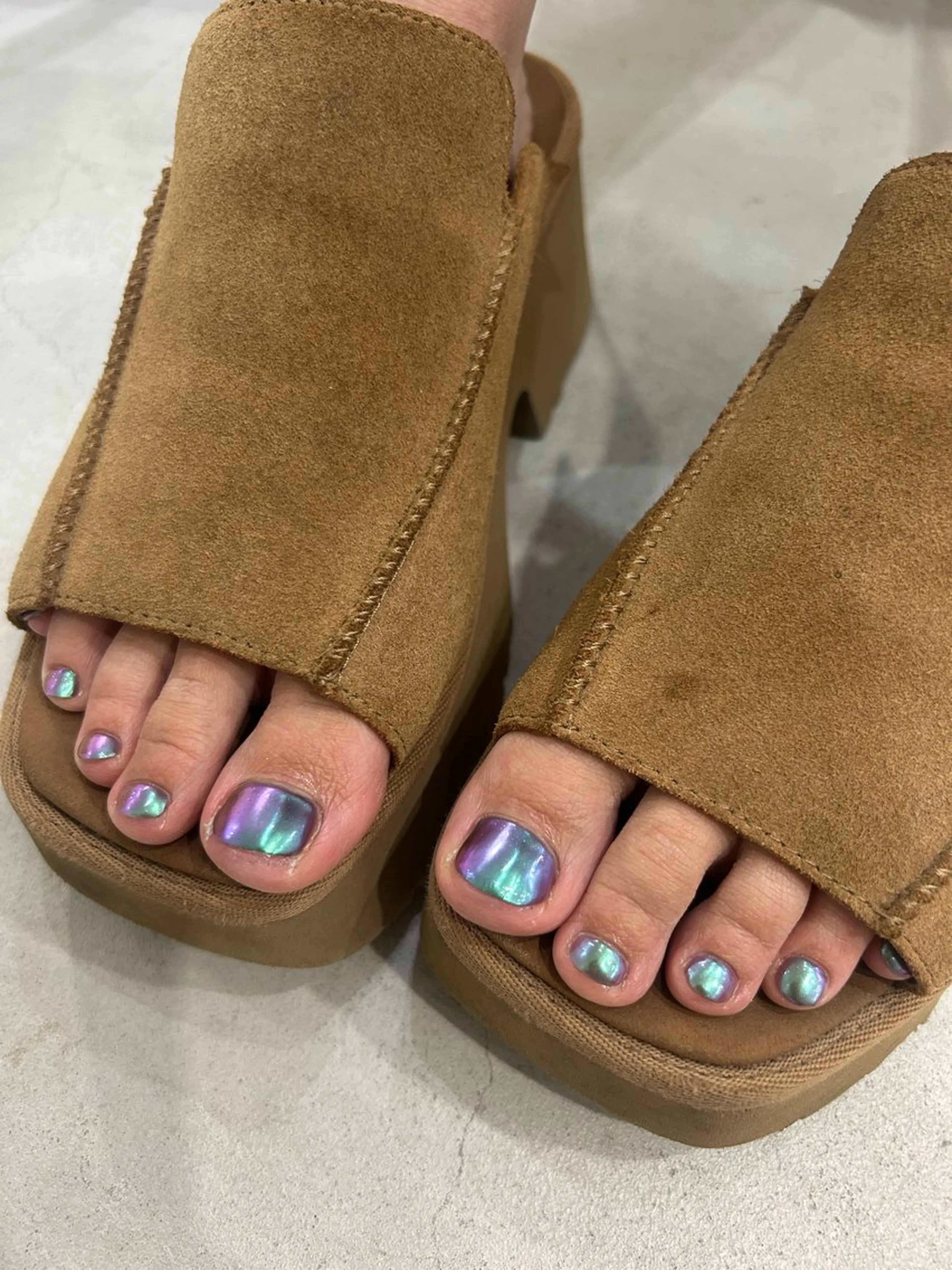 ネイル ミラーネイル Hi,nail kotoのネイルデザイン