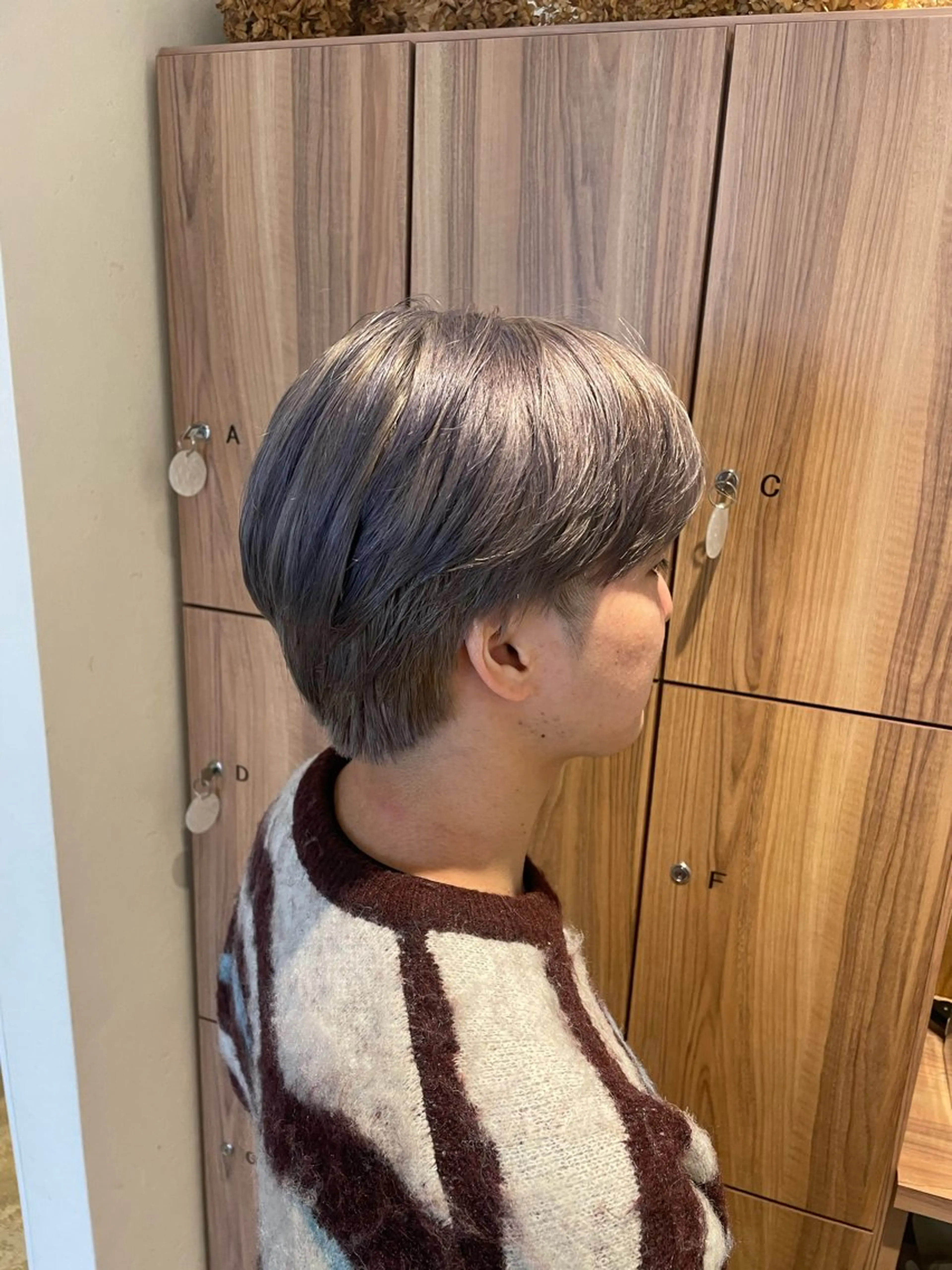 メンズ ヘアカラー 小宮山 桃加のヘアスタイル