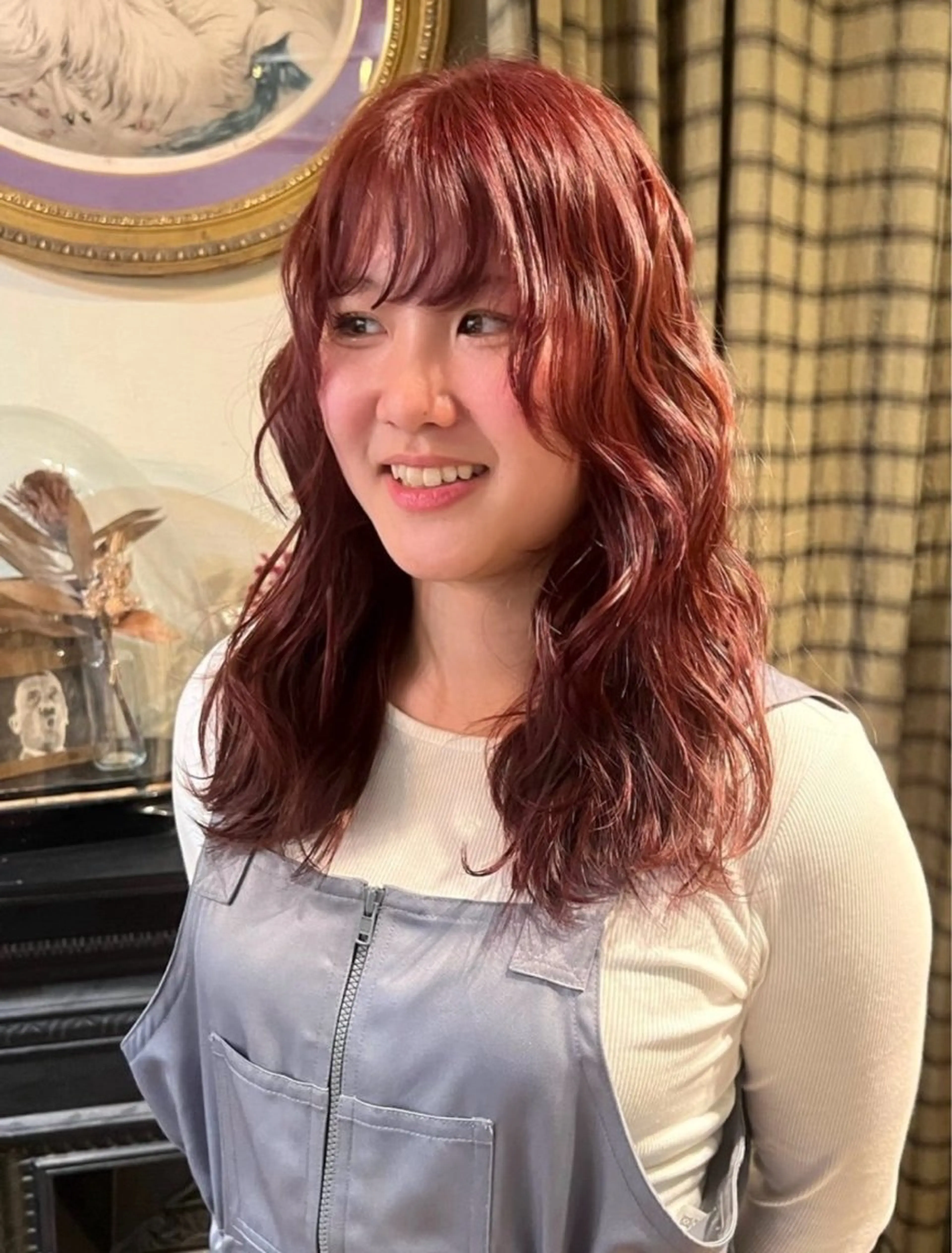 カラー ヘアカラー トリートメント アイブロウ&マツパ カラーモデルまなみのヘアスタイル