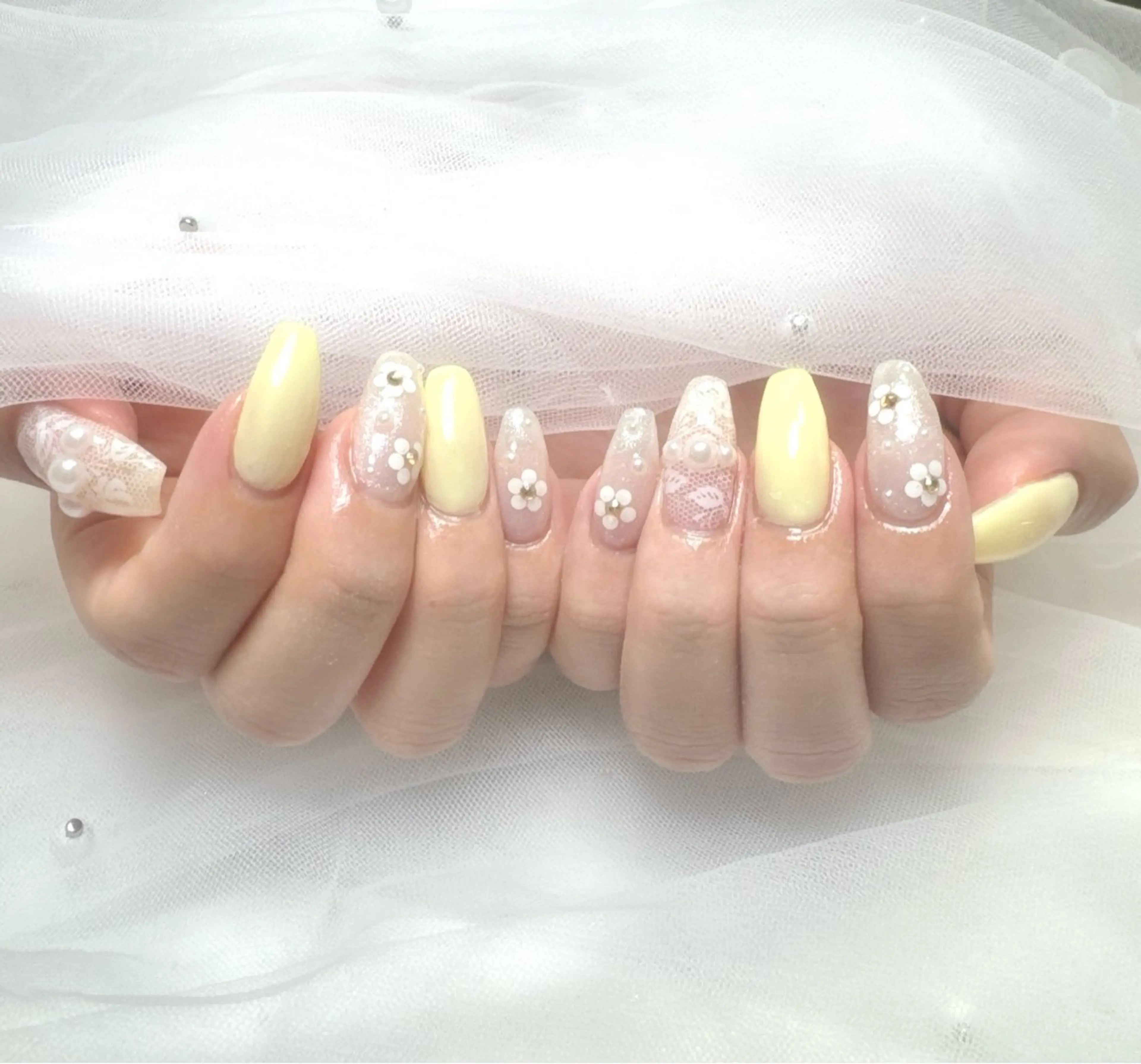 ネイル チークネイル ジェルネイル キラキラネイル 韓国ネイル 持ち込み ハンドネイル Queeens nailのネイルデザイン