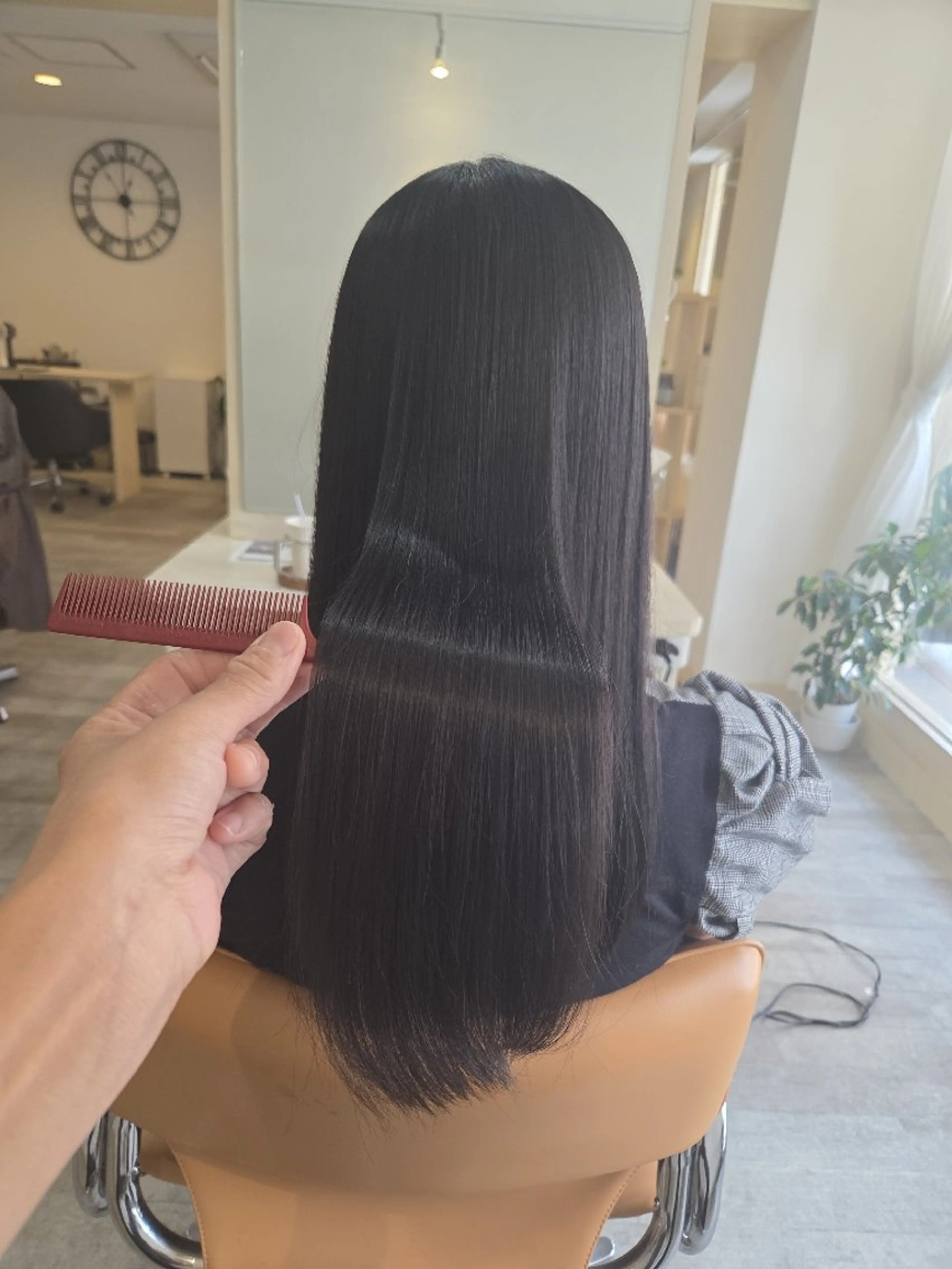 カット+ストレート+内部補修トリートメント【メンズOK】の写真