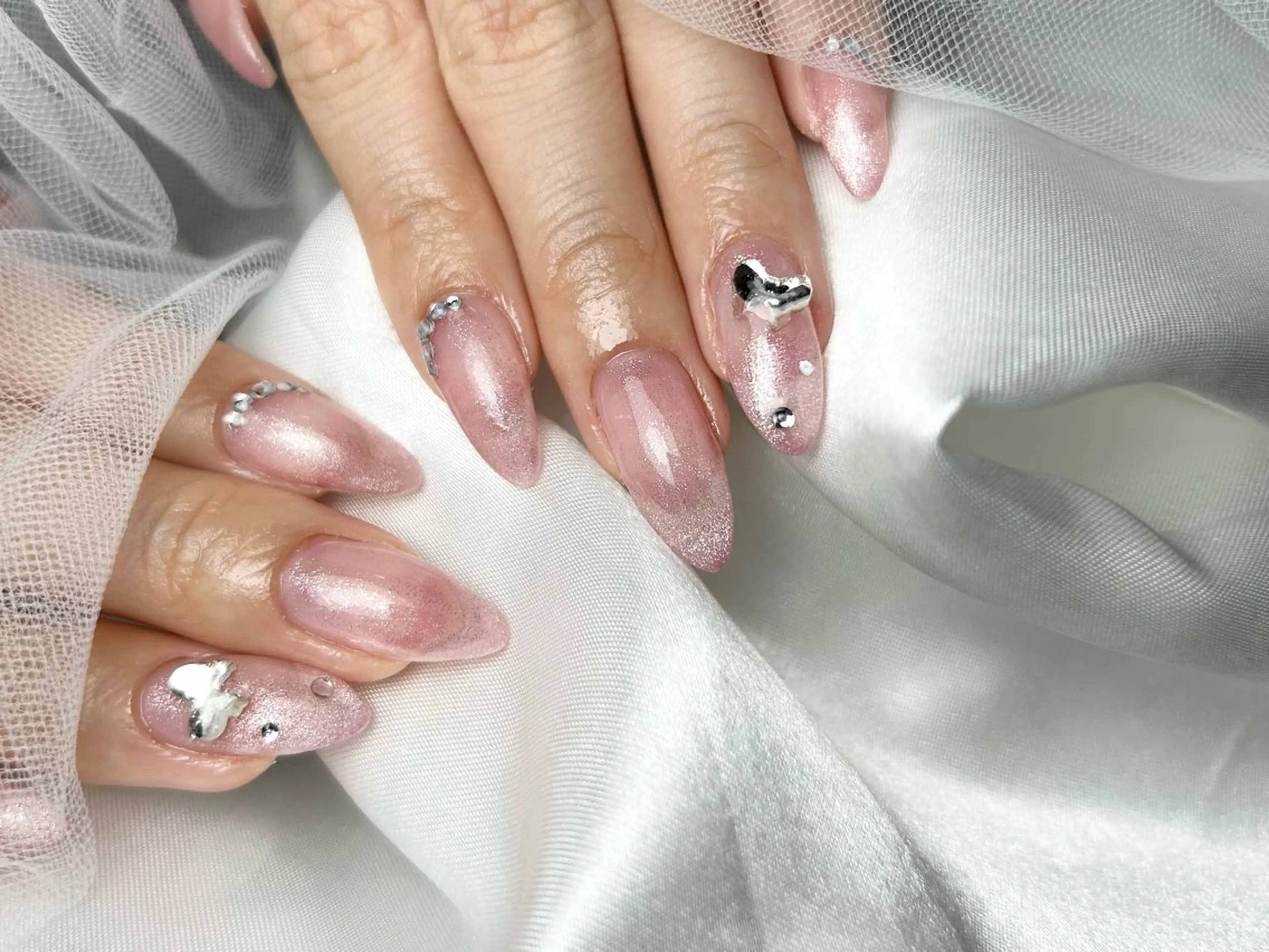 ネイル ハンドネイル フットネイル rea .のネイルデザイン