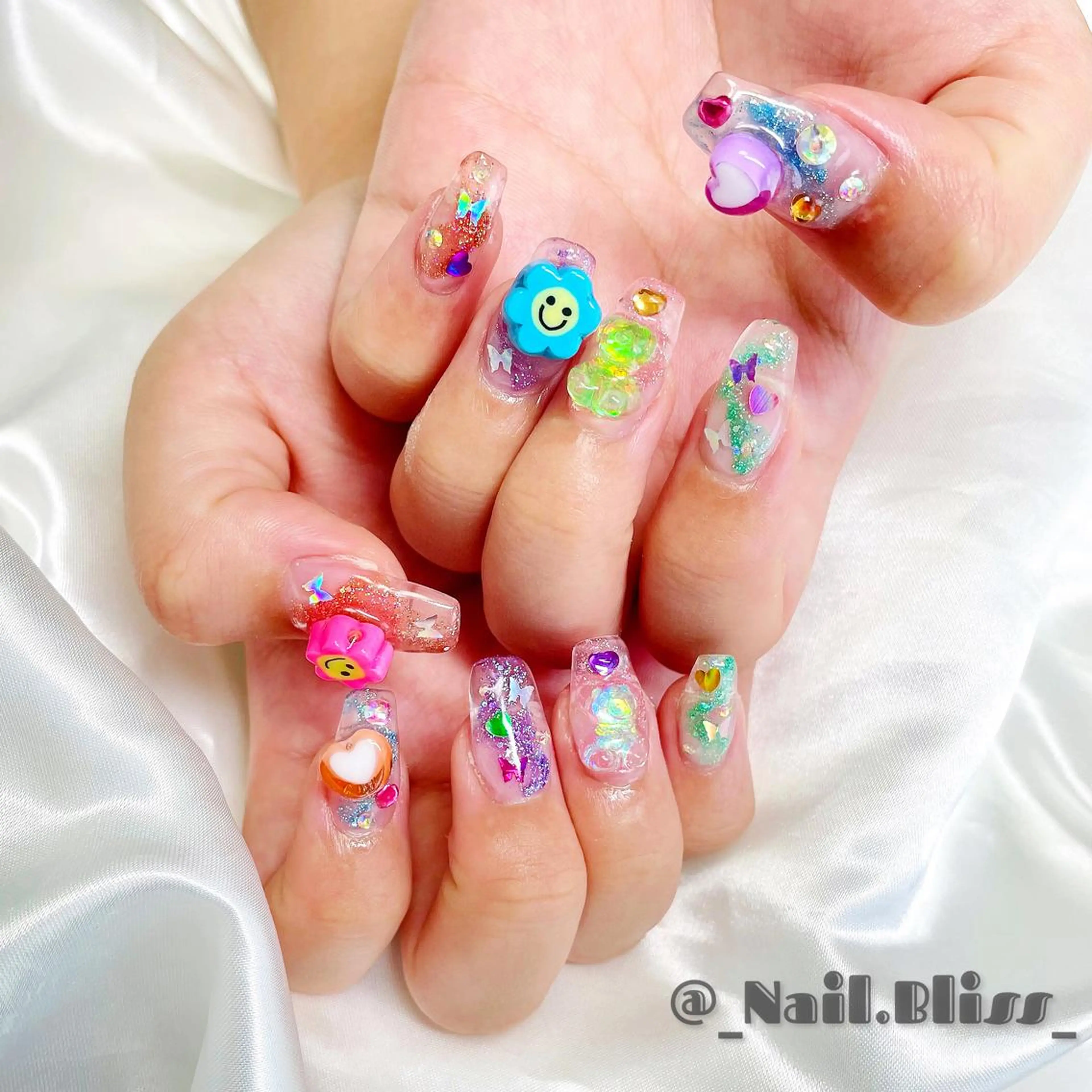 ネイル ハンドネイル NAIL BLISSのネイルデザイン