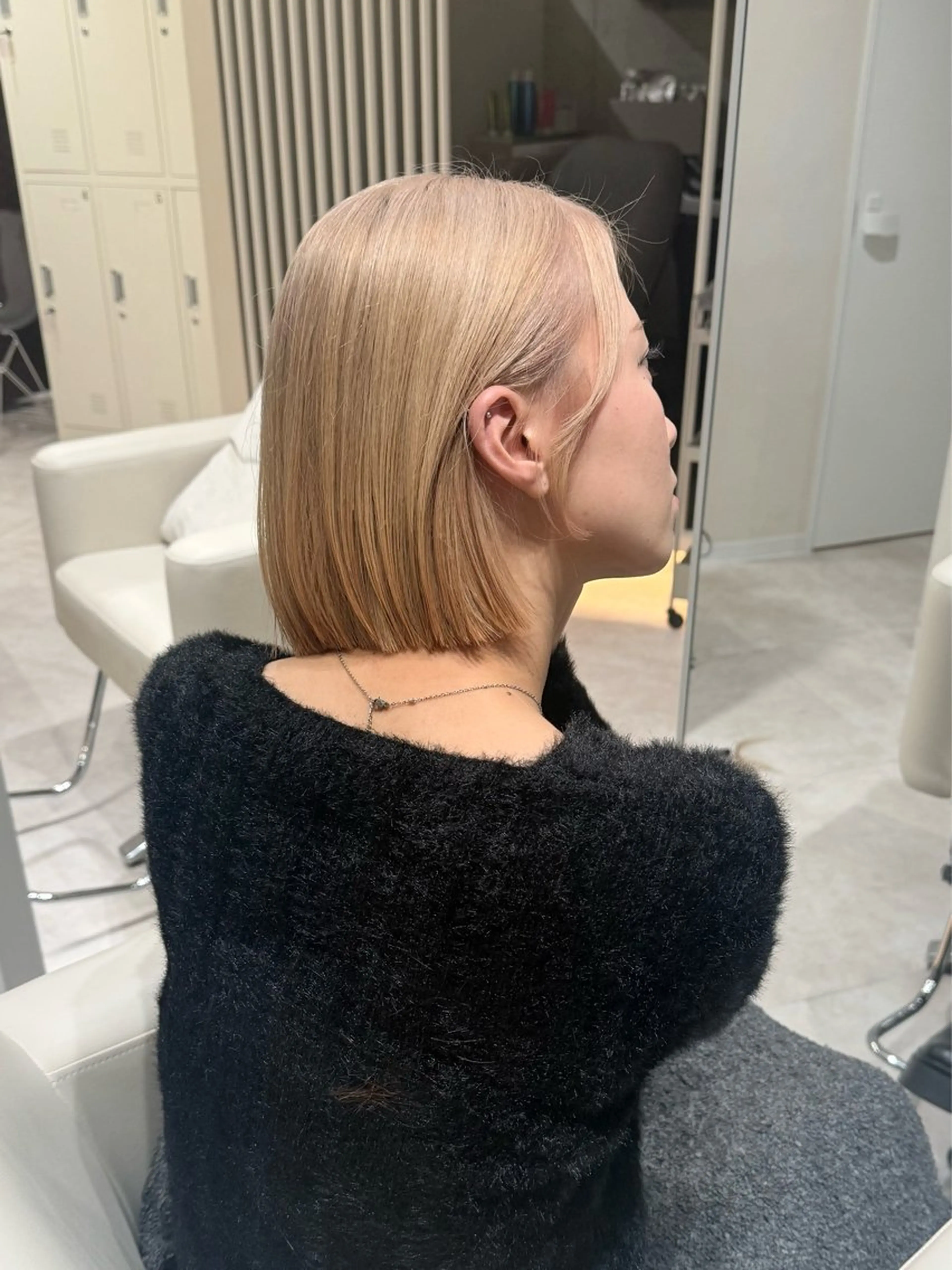 ショート カラー ハイトーンカラー ボブ ヘアカラー トリートメント 透明感×レイヤー 【梅田】KANONのヘアスタイル