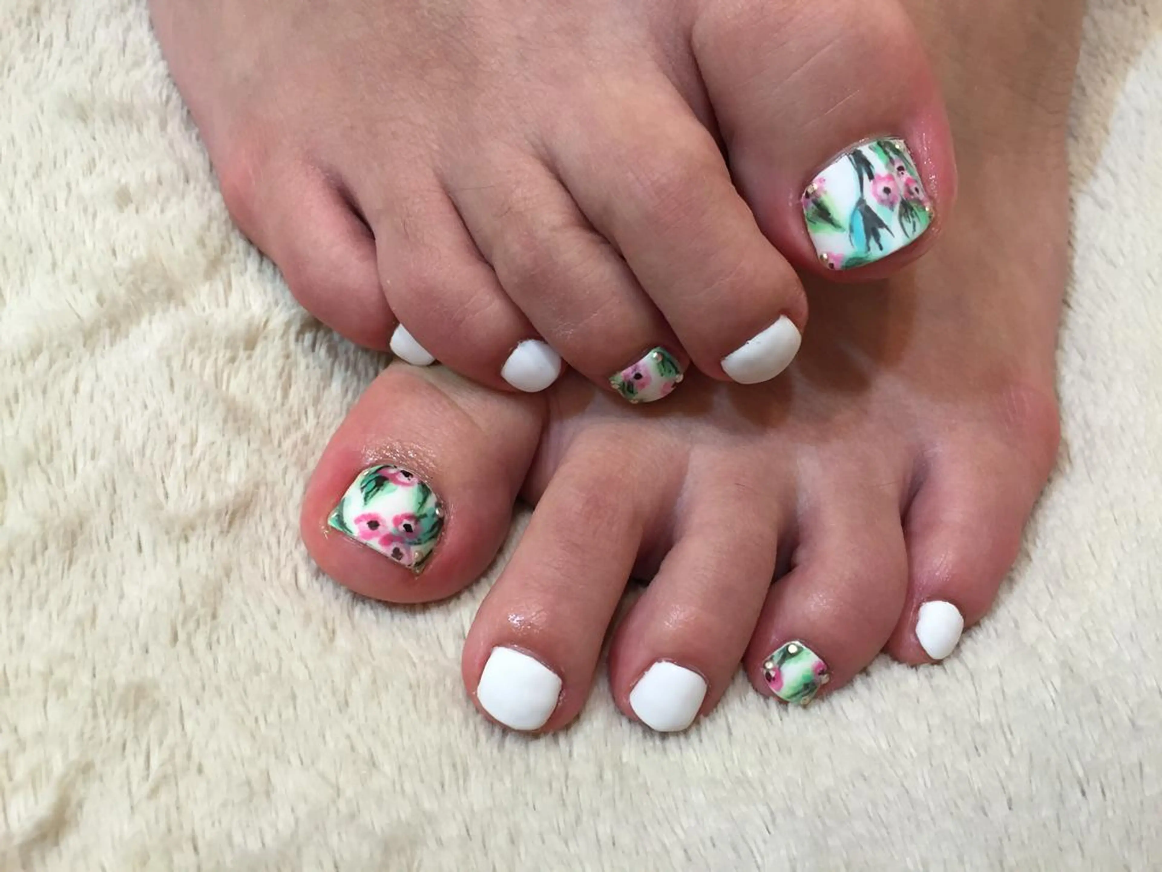 ネイル あおやぎ ゆきこのネイルデザイン