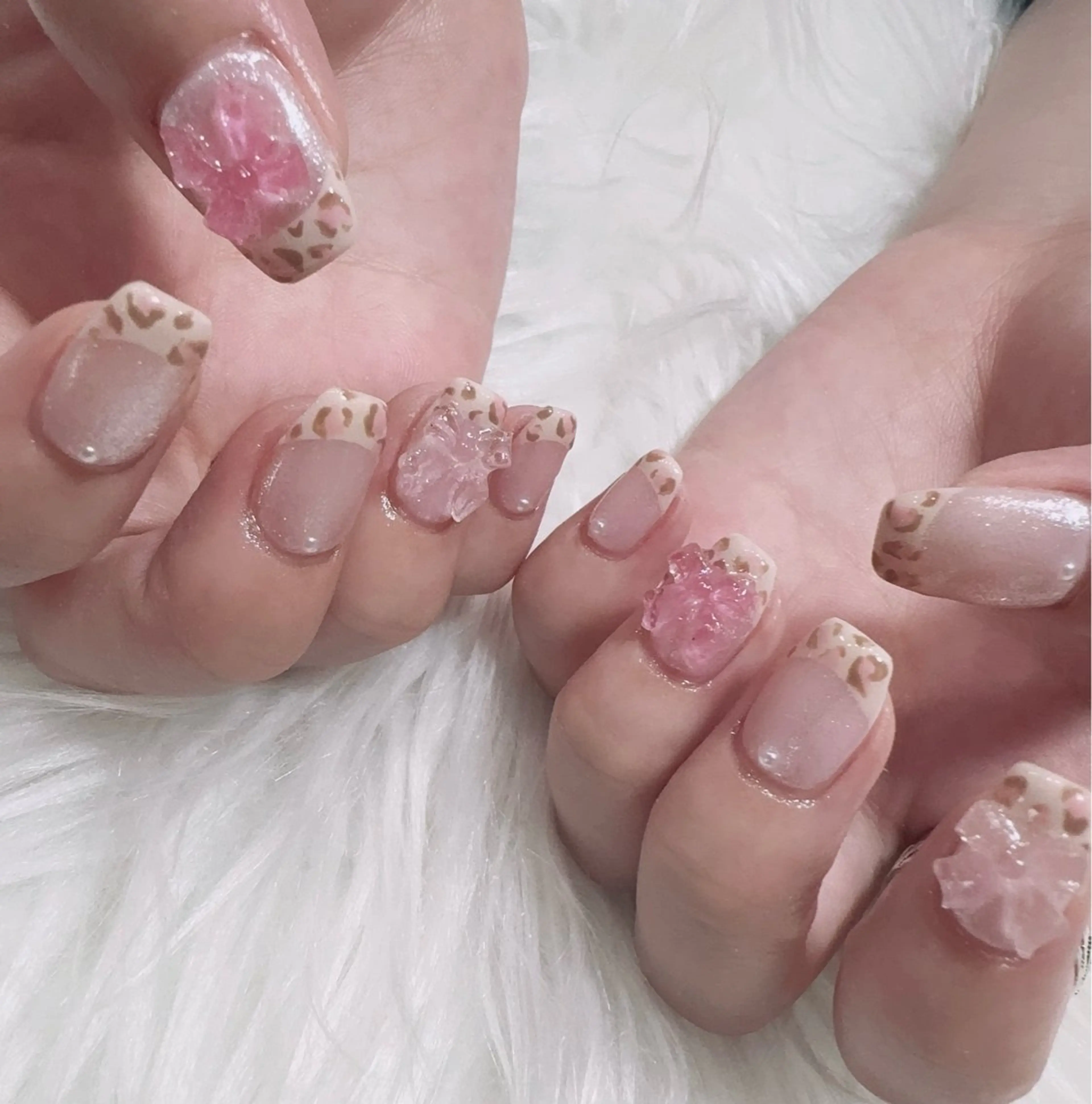 ネイル ハンドネイル &ME ネイルサロンのネイルデザイン