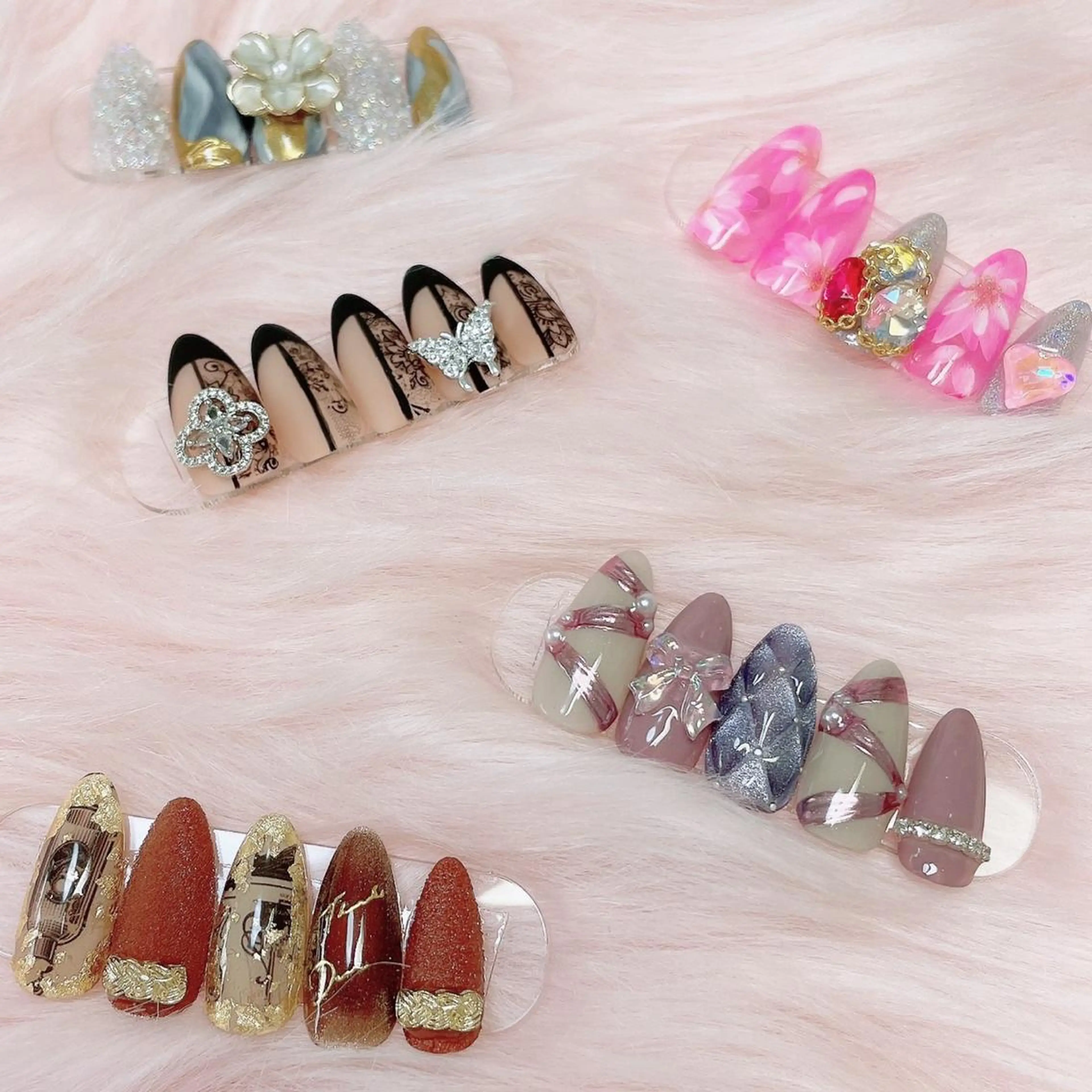 ネイル ハンドネイル nailsalon 220momokaのネイルデザイン