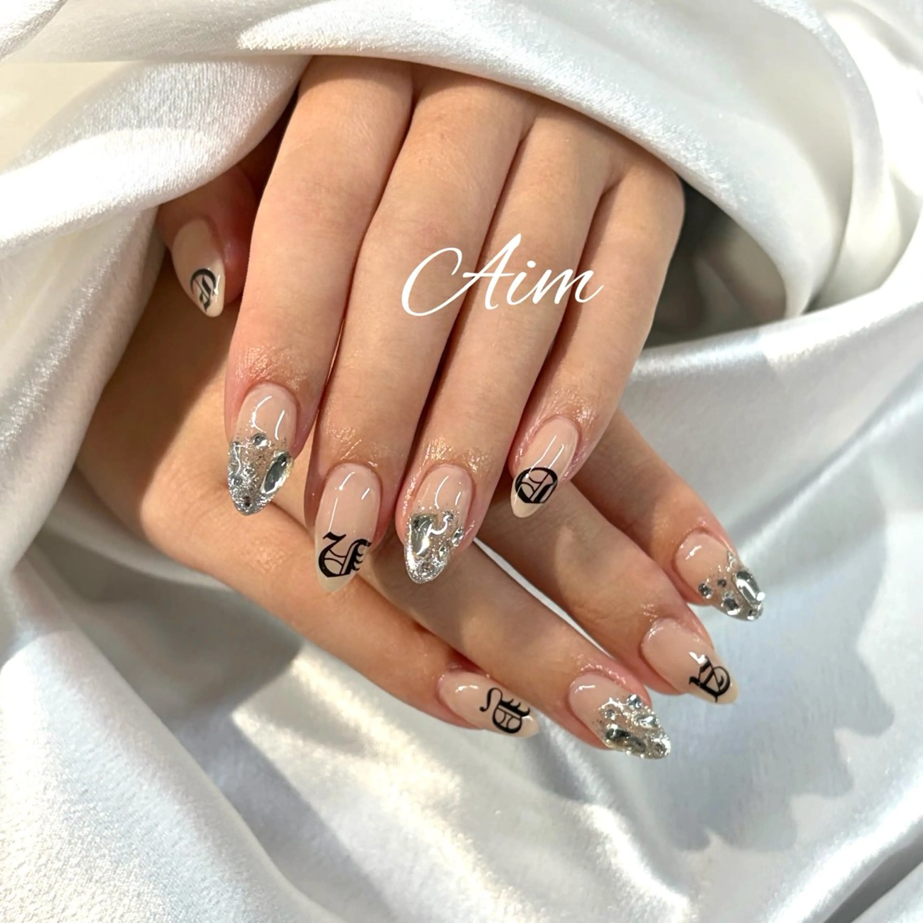 ネイル ハンドネイル ネイルサロンAim河原町[ヘアセット　ヘアエクステ　着付　専門店]所属・Aim🌿 kanaのネイルデザイン