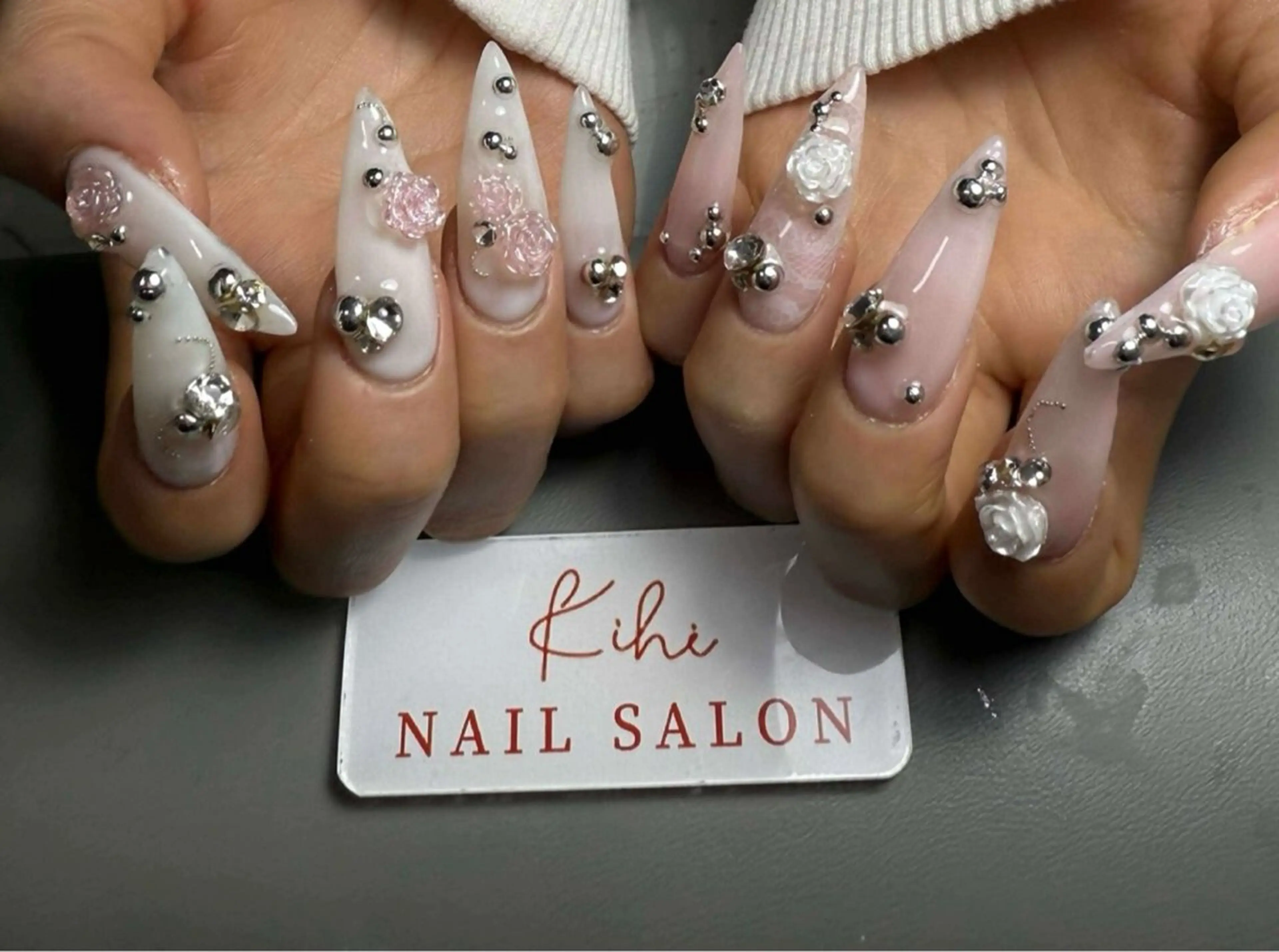 ネイル アートネイル ジェルネイル キラキラネイル 韓国ネイル スカルプネイル ハンドネイル 清水 ユナのネイルデザイン