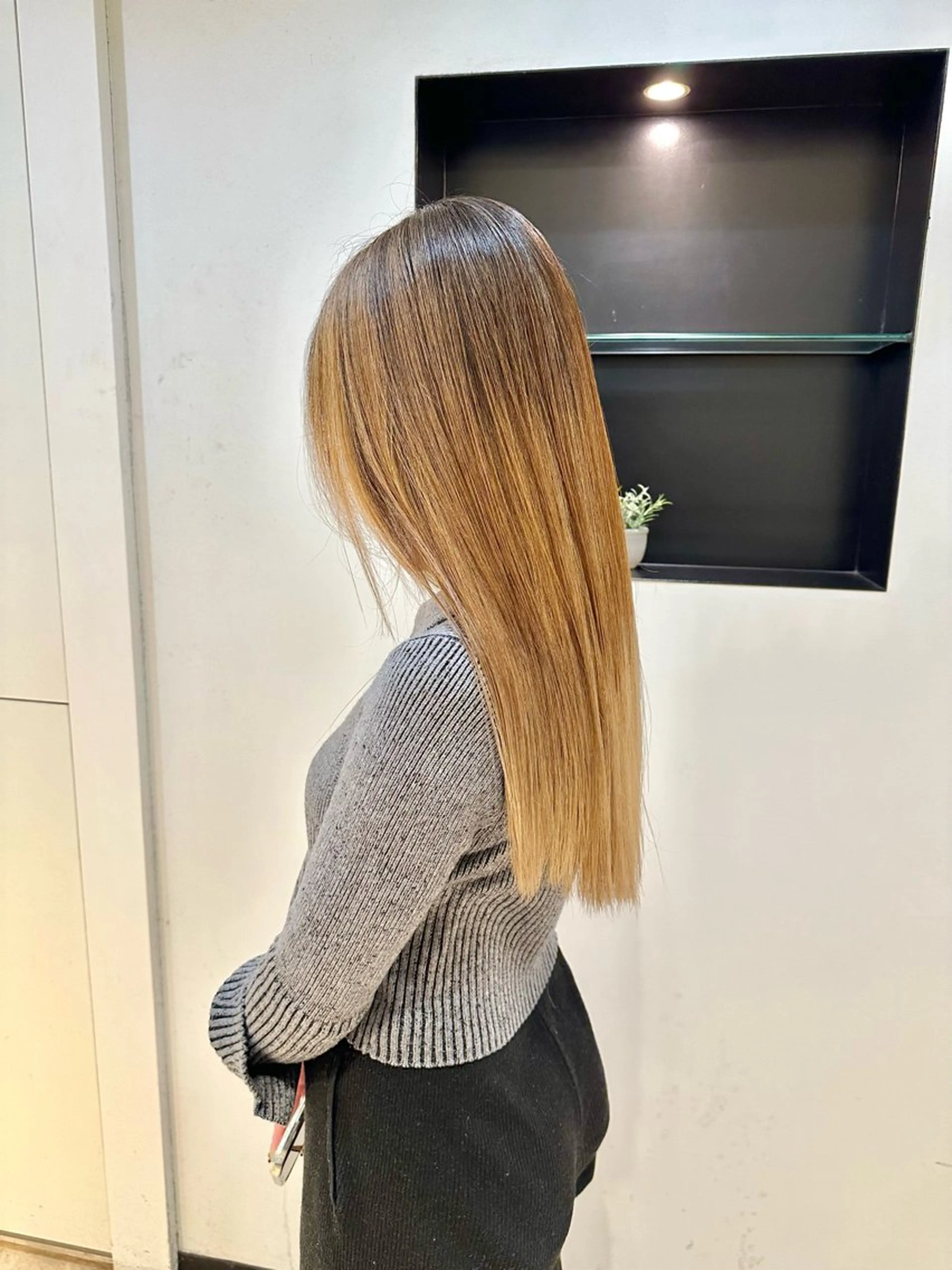 ロング カラー 十場【髪質改善】 【ダブルカラー】のヘアスタイル