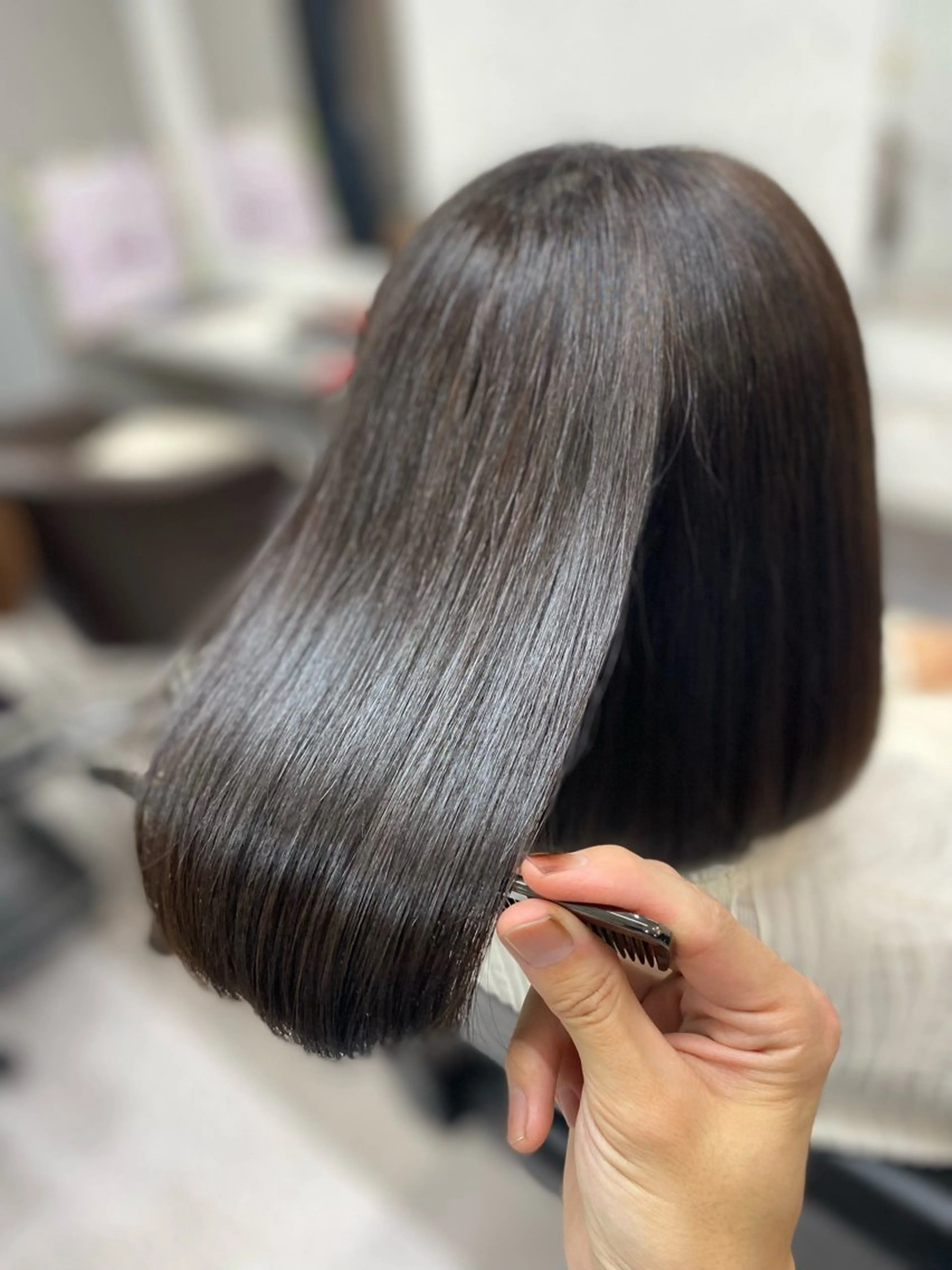 ミディアム 切りっぱなしボブ ボブ 髪質改善 外ハネヘア 縮毛矯正 ヘアカラー トリートメント ✨髪質改善＆ボブ✨ 近藤 凌のヘアスタイル