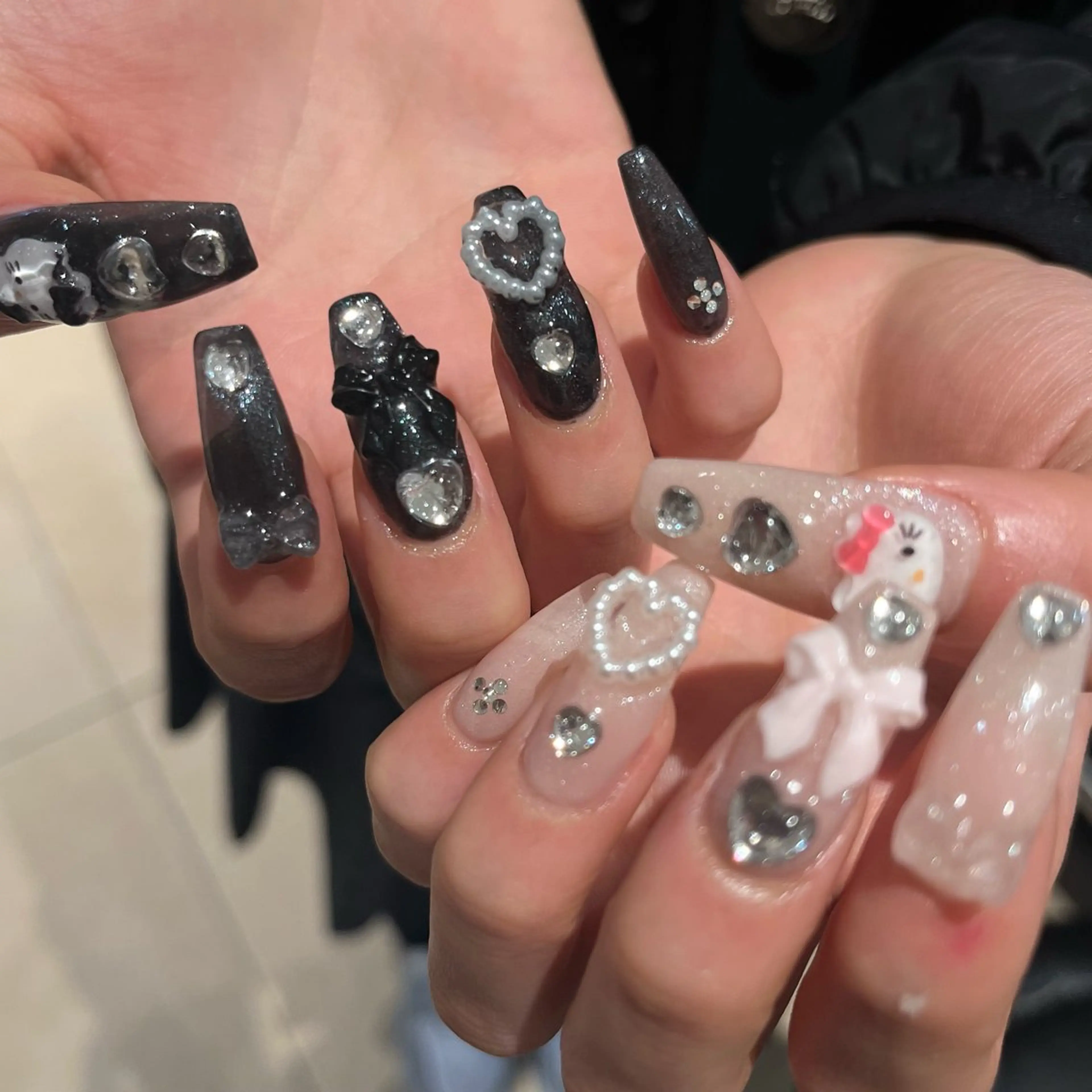 ネイル 韓国ネイル ハンドネイル moca心斎橋店 Aina🐈⬛🤍のネイルデザイン