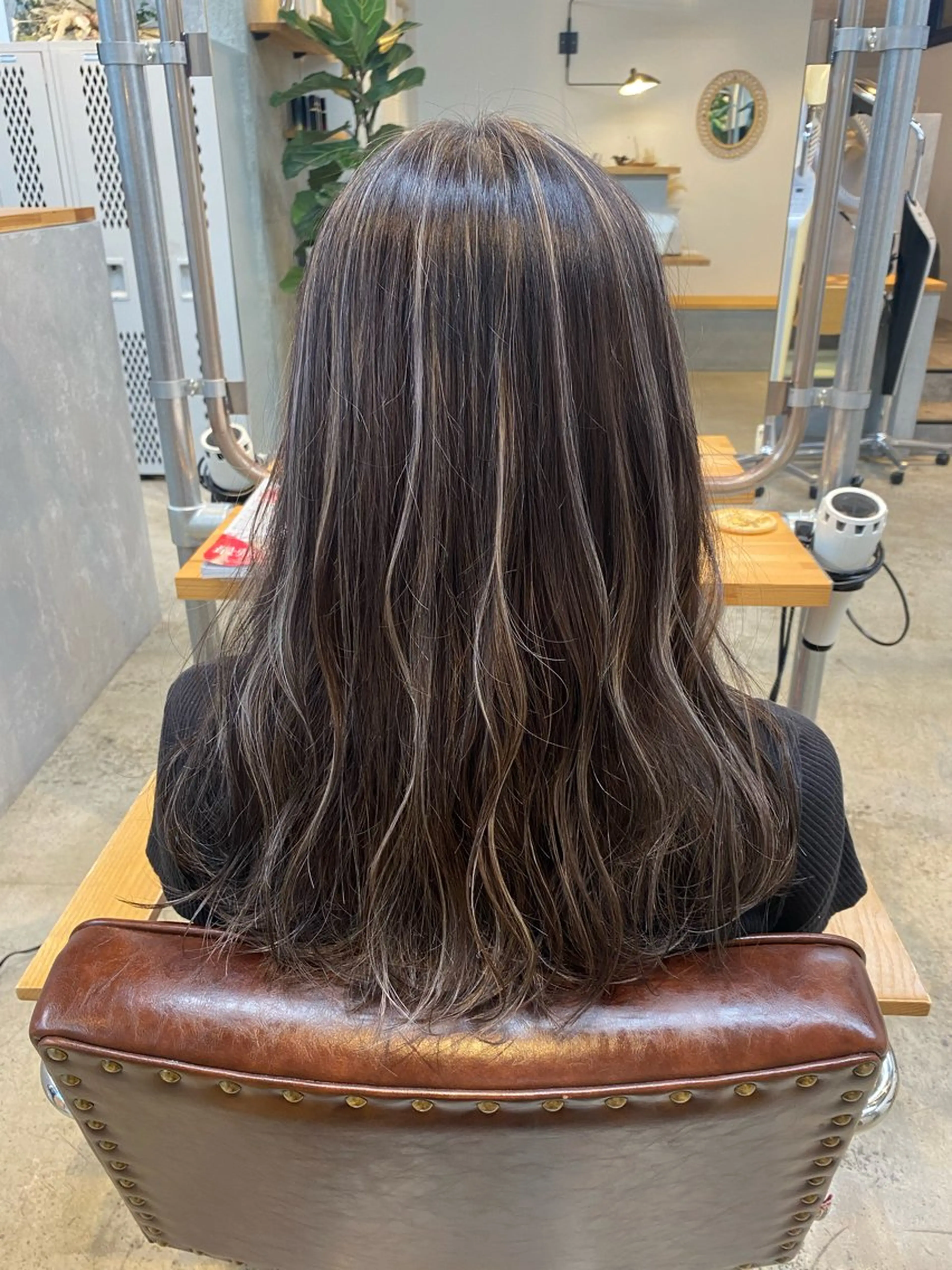 ロング カラー ヘアカラー トリートメント 🌼ハイライト透明感 🌼maiのヘアスタイル