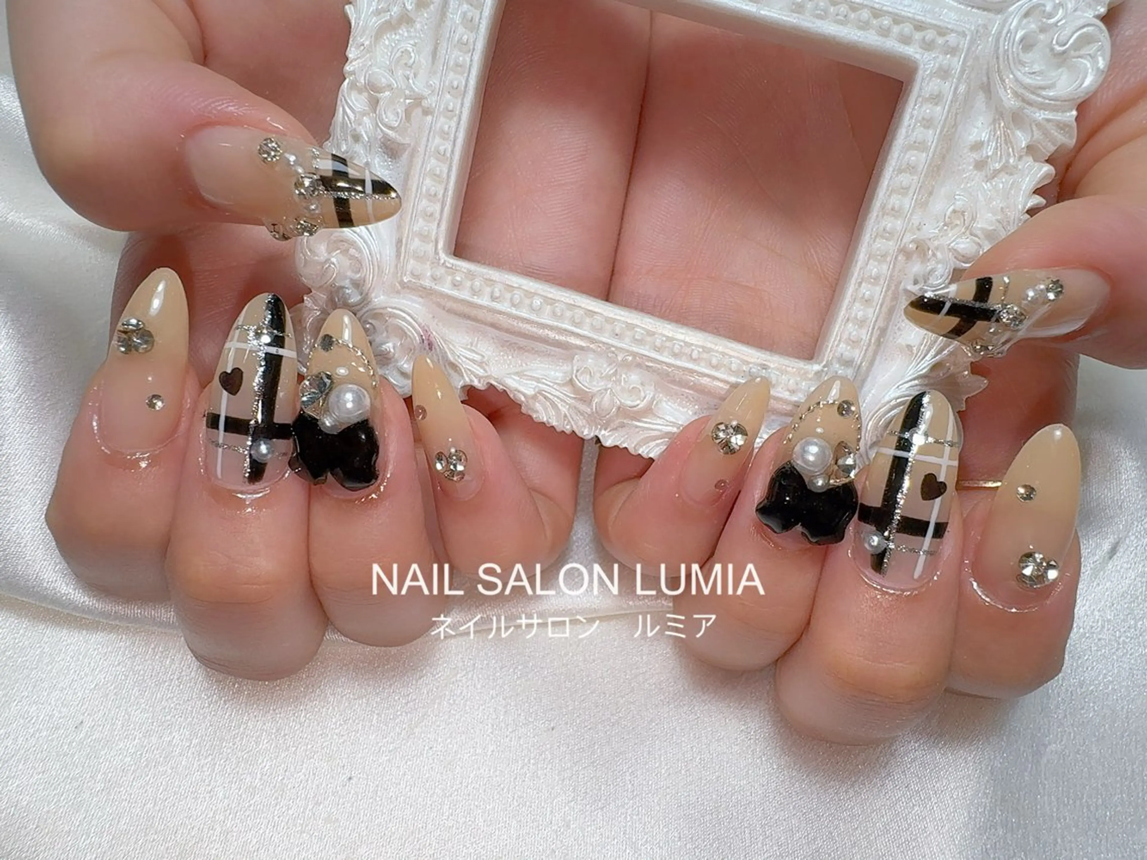 ネイル ハンドネイル ネイルサロン ルミア Lumia 店長のネイルデザイン
