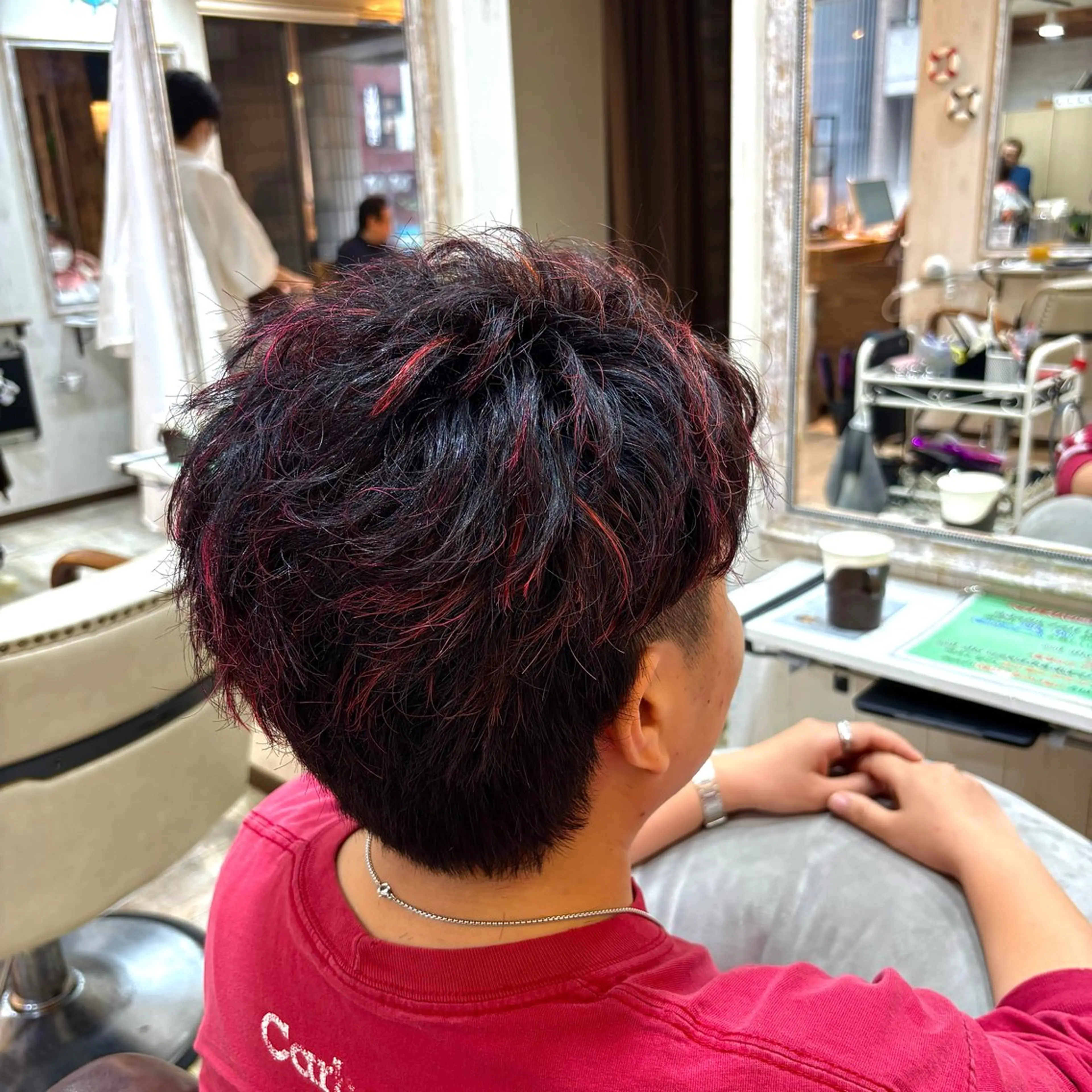 ショート カラー パーマ メンズ メンズハイライト メンズメッシュ メンズパーマ ハイライトカラー メッシュ 💥桜木町メンズ専門 💥ルキのヘアスタイル