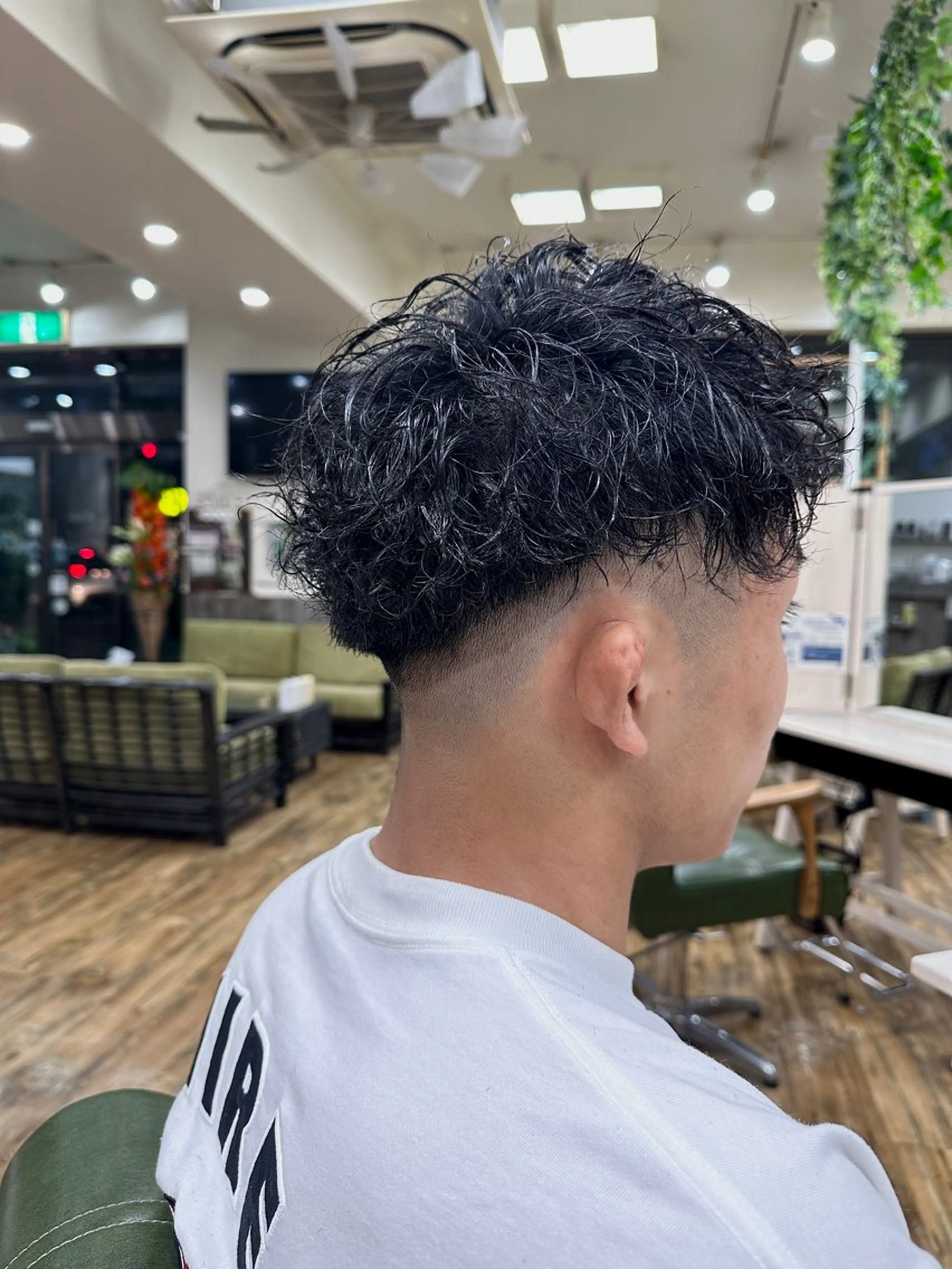 ショート メンズ メンズパーマ カット パーマ 赤羽、髪質改善サロン 吉野リョウスケのヘアスタイル