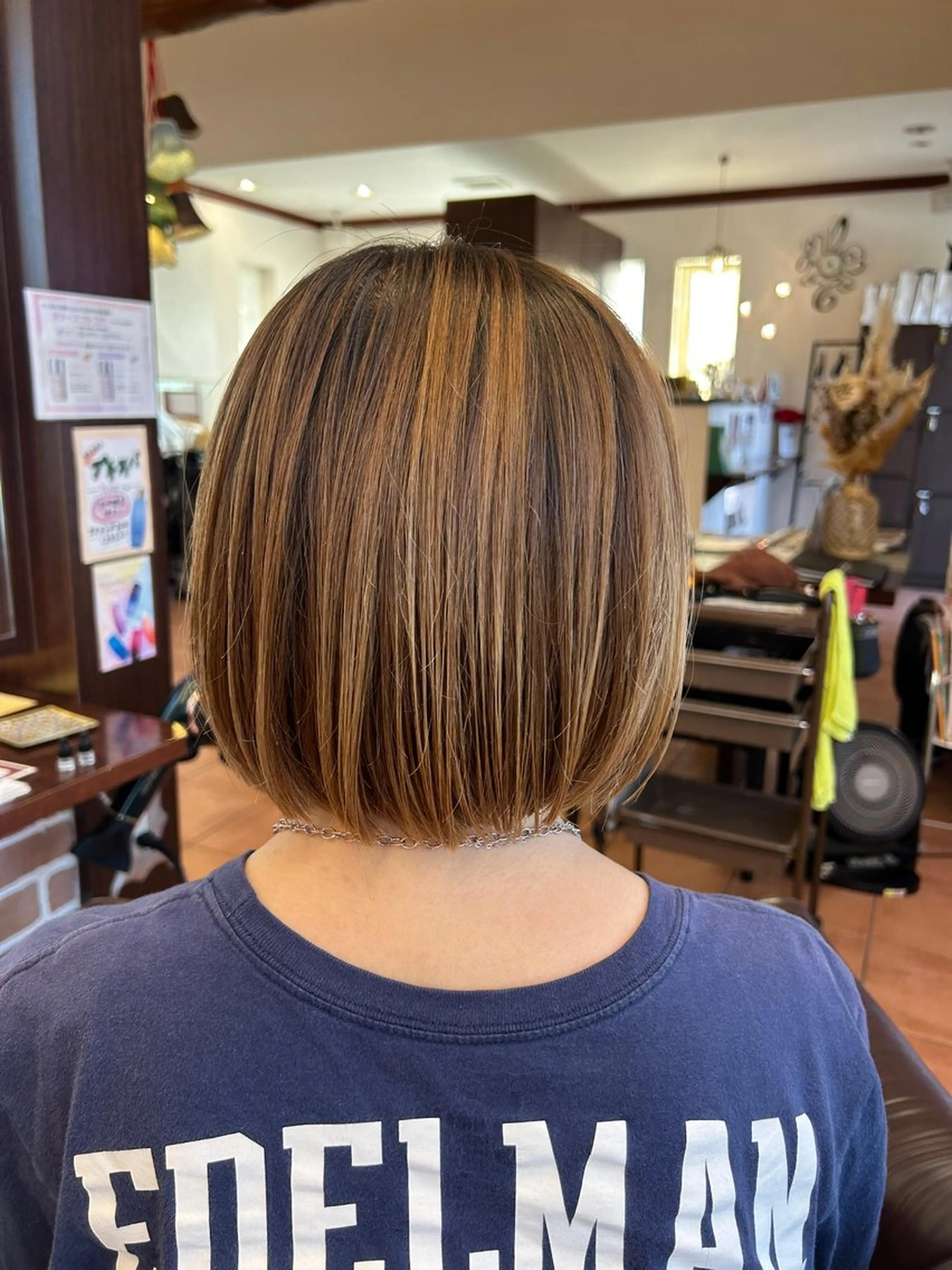 ミディアム 西村 優杏のヘアスタイル