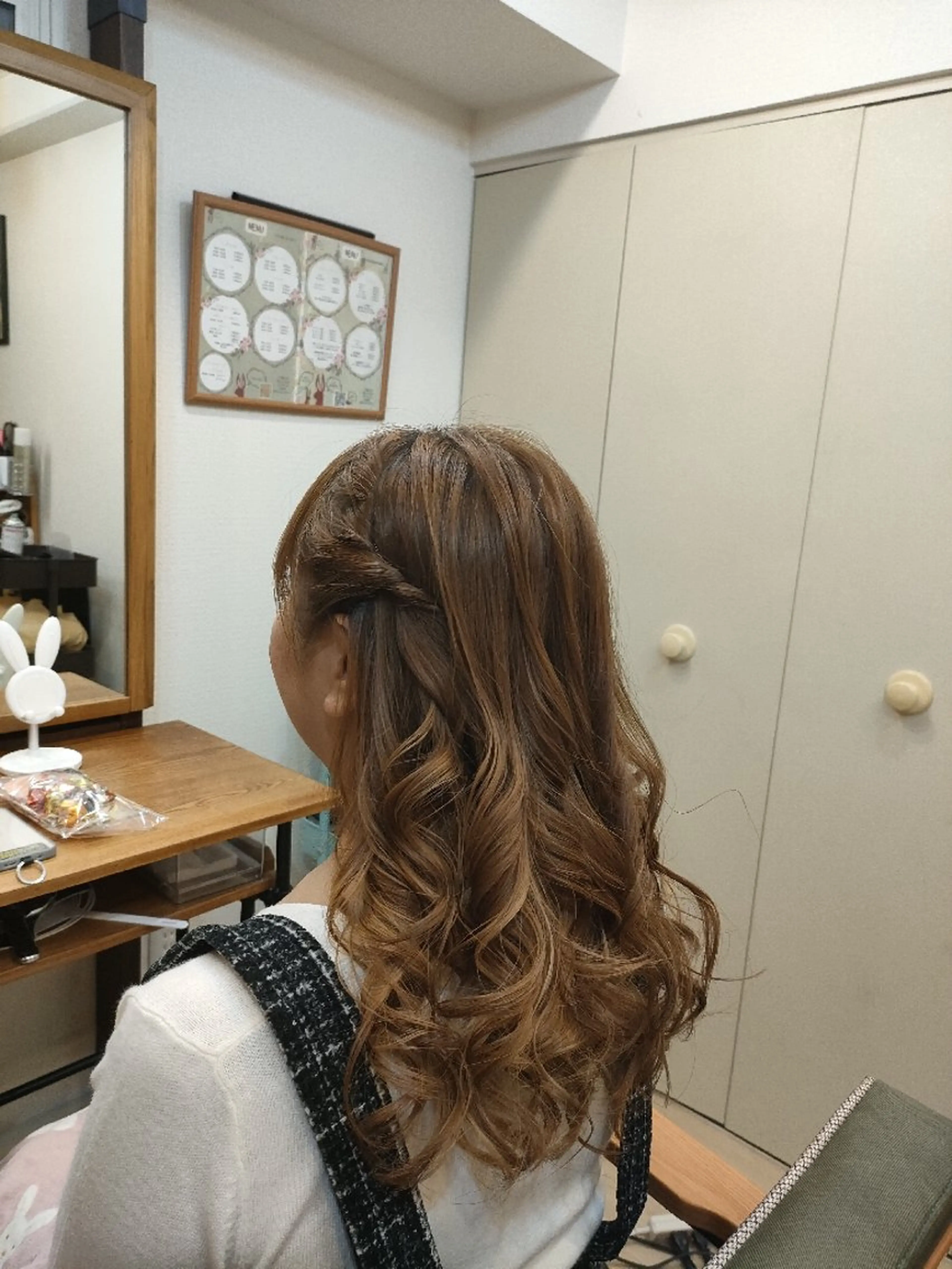 ヘアアレンジ ヘアセット HempBeauty 浅野アサミのヘアスタイル
