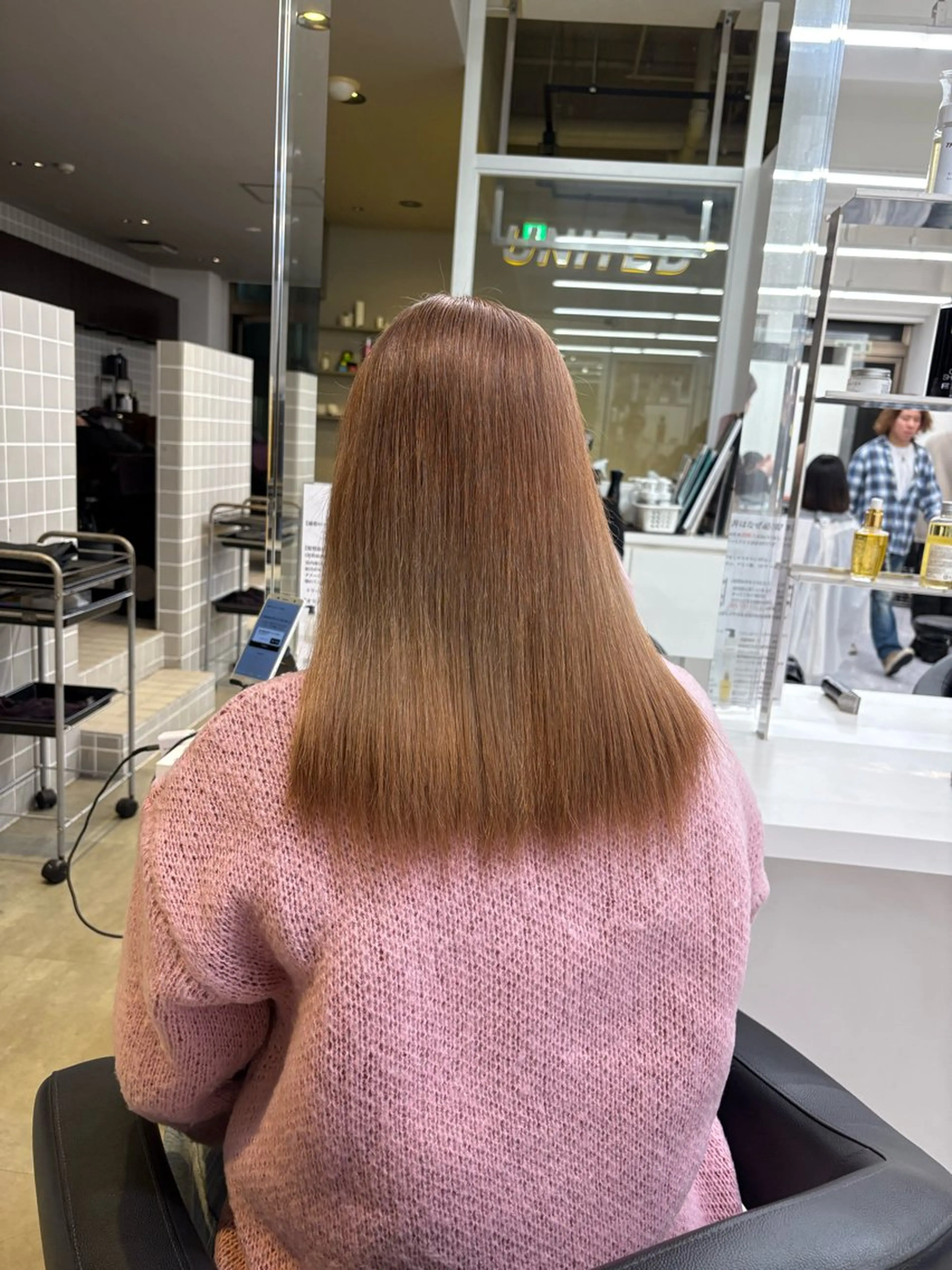 カラー ヘアカラー トリートメント 透明感ベージュ🤎 ナチュラルレイヤーのヘアスタイル